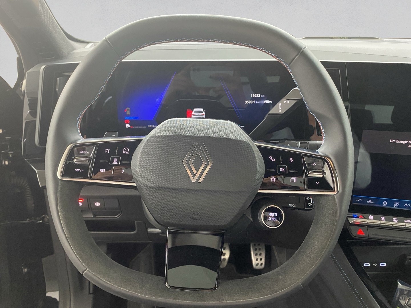 RENAULT Rafale 1.2 E-Tech Hybrid 200 Esprit Alpine-image-10