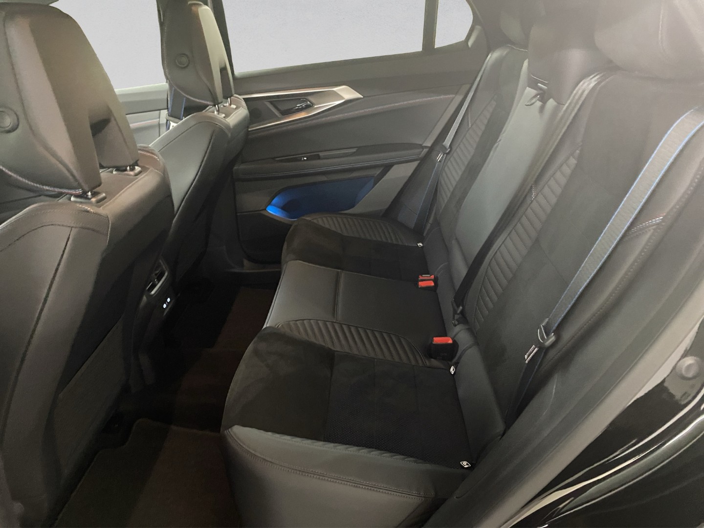 RENAULT Rafale 1.2 E-Tech Hybrid 200 Esprit Alpine-image-21