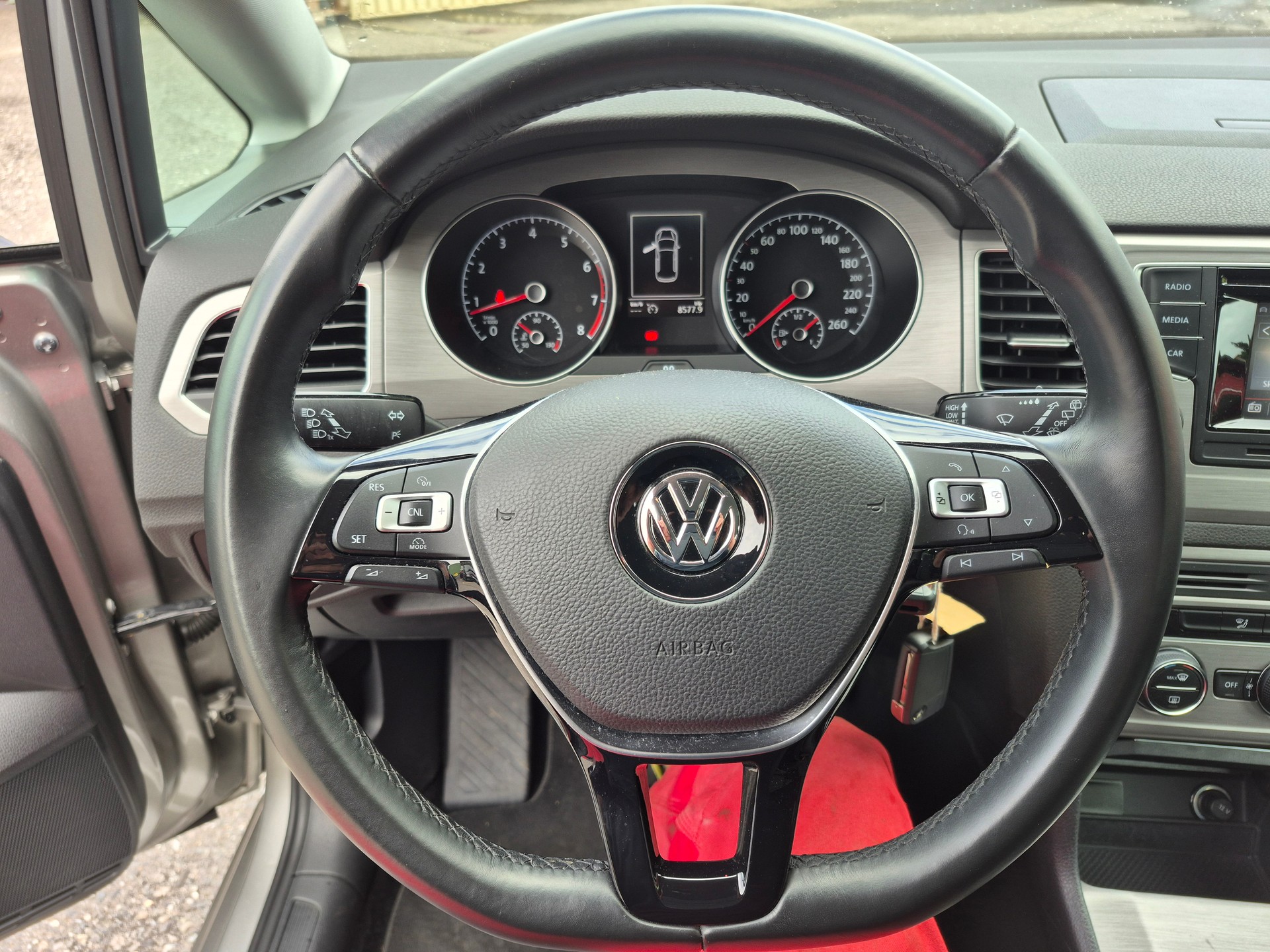 VW Golf Sportsvan 1.4 TSI Comfortline-image-18