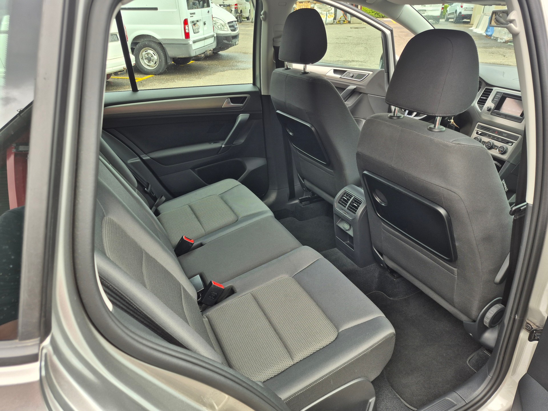VW Golf Sportsvan 1.4 TSI Comfortline-image-11