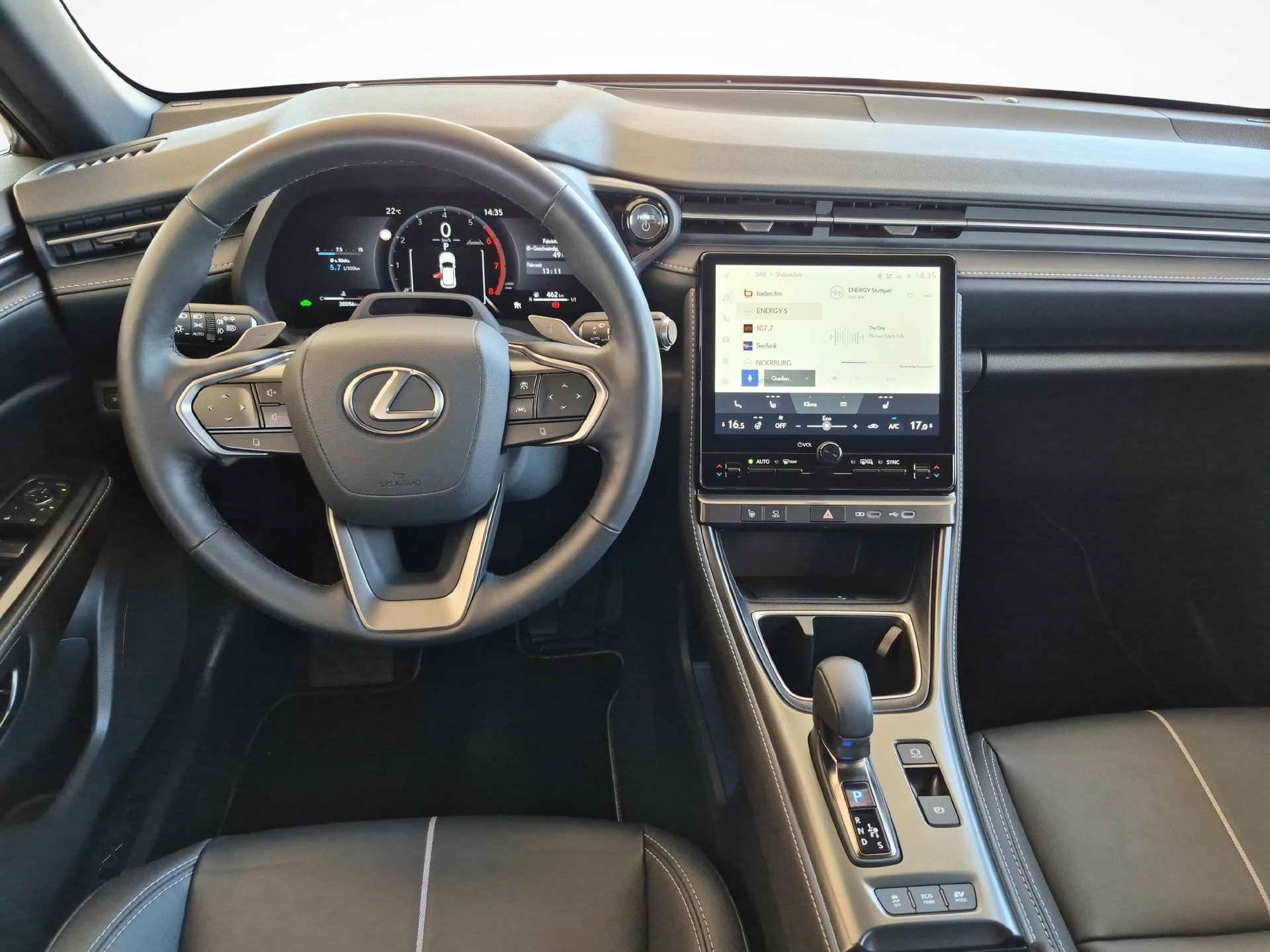 LEXUS LBX 1.5 Hybrid Relax AWD / ab 3,99% Leasing bei Abschluss einer Protect Autoversicherung-image-8