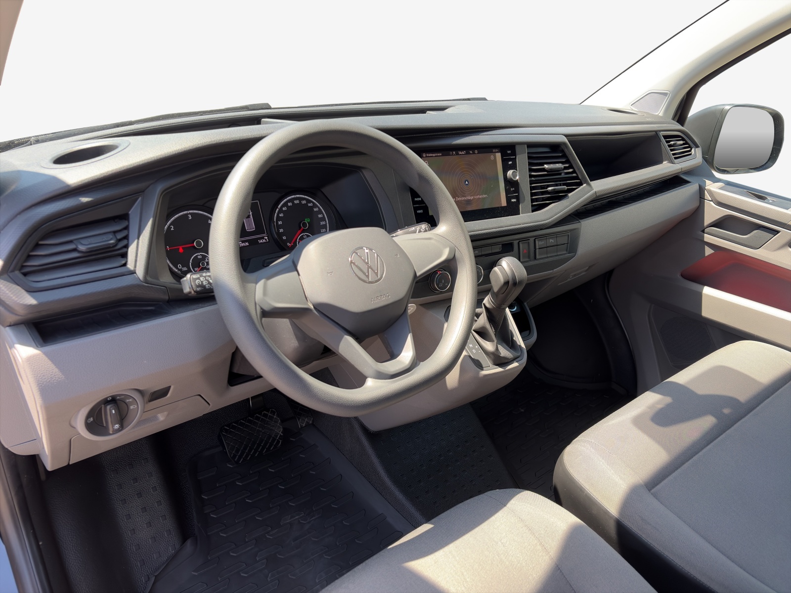VW T6.1 2.0 TDI DSG-image-8