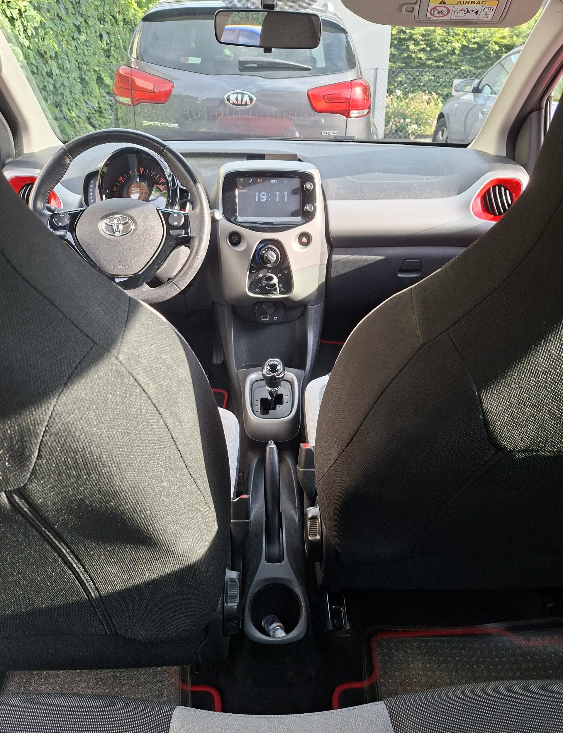 TOYOTA 1.0 VVT-i Trend-image-2