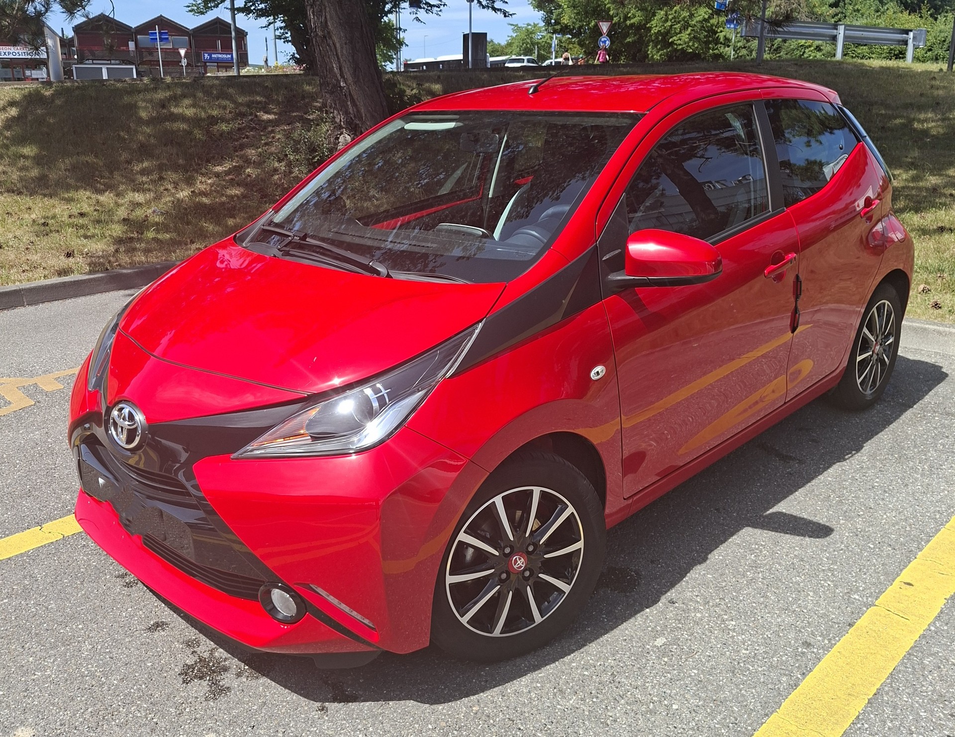 TOYOTA 1.0 VVT-i Trend-image-0