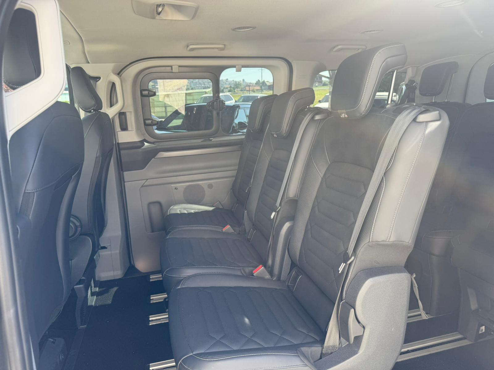FORD Tourneo Bus 320 L1H1 TitaniumX Automat-image-7