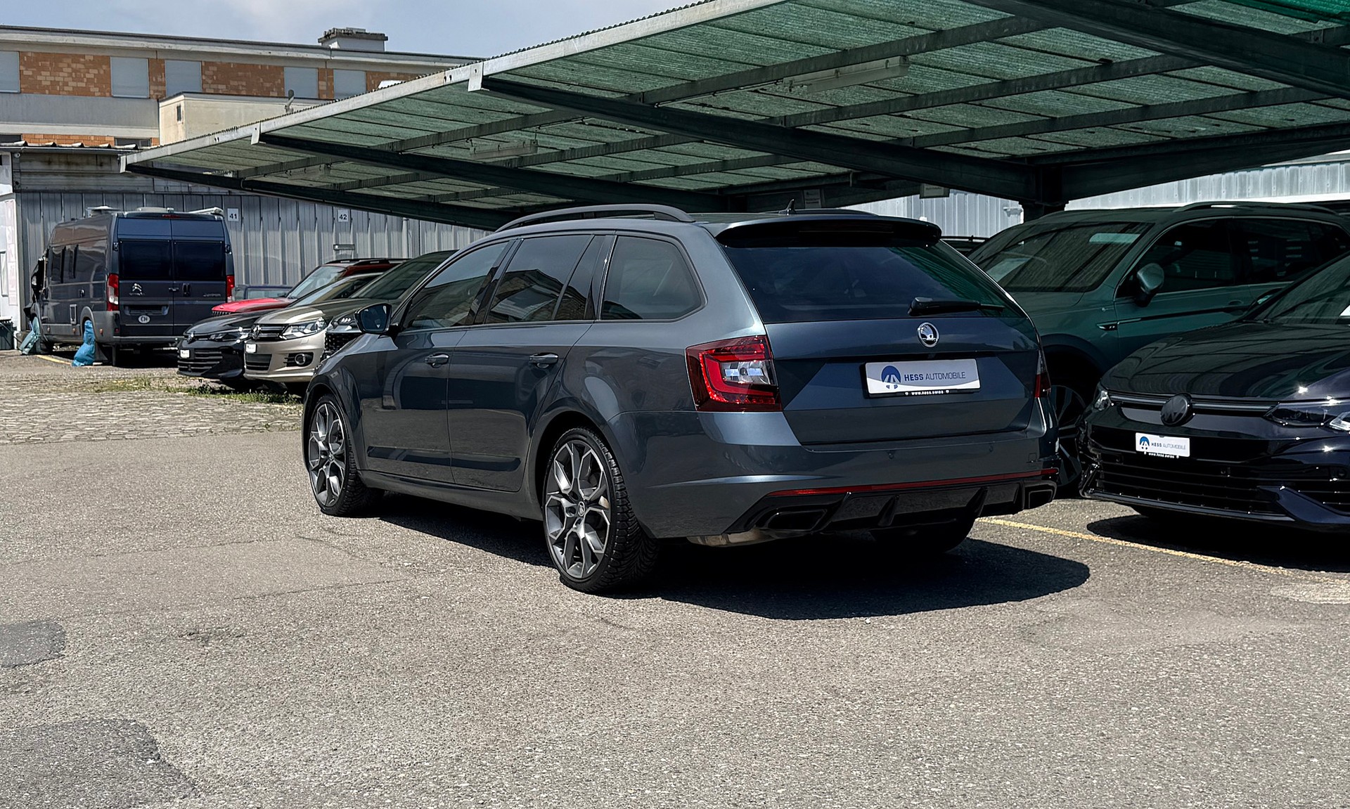 SKODA Octavia Combi 2.0 TDI RS 4x4 DSG-image-3