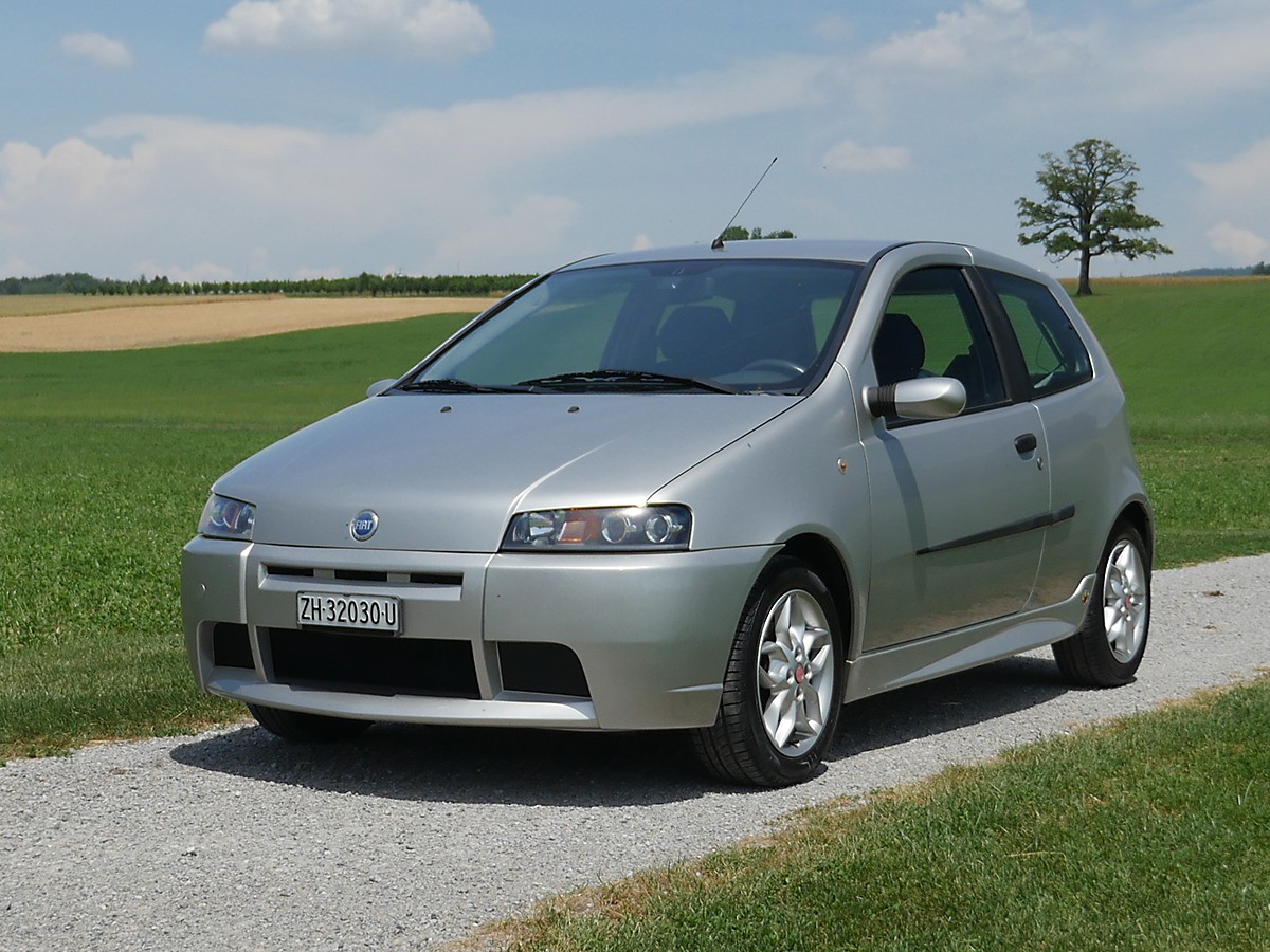 FIAT Punto 1.8 16V Abarth HGT-image-1