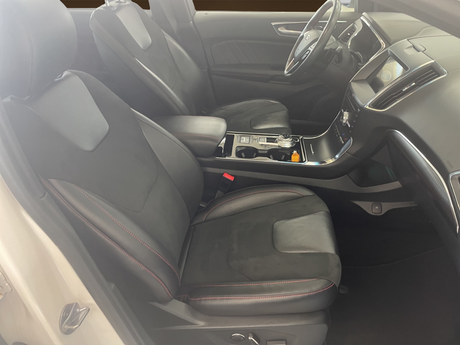 FORD Edge 2.0 EcoBlue 238 ST-Line 4x4-image-8