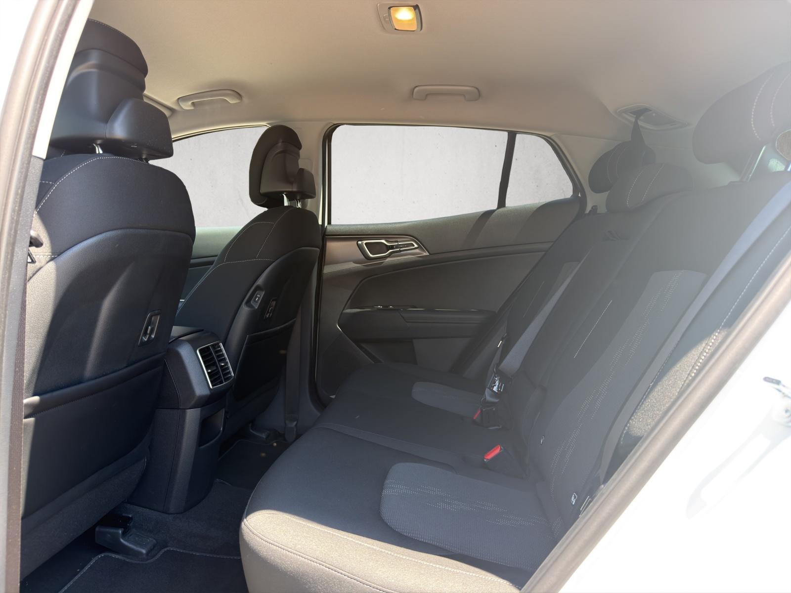 KIA Sportage 1.6 T-GDi PHEV Power Edition-image-15