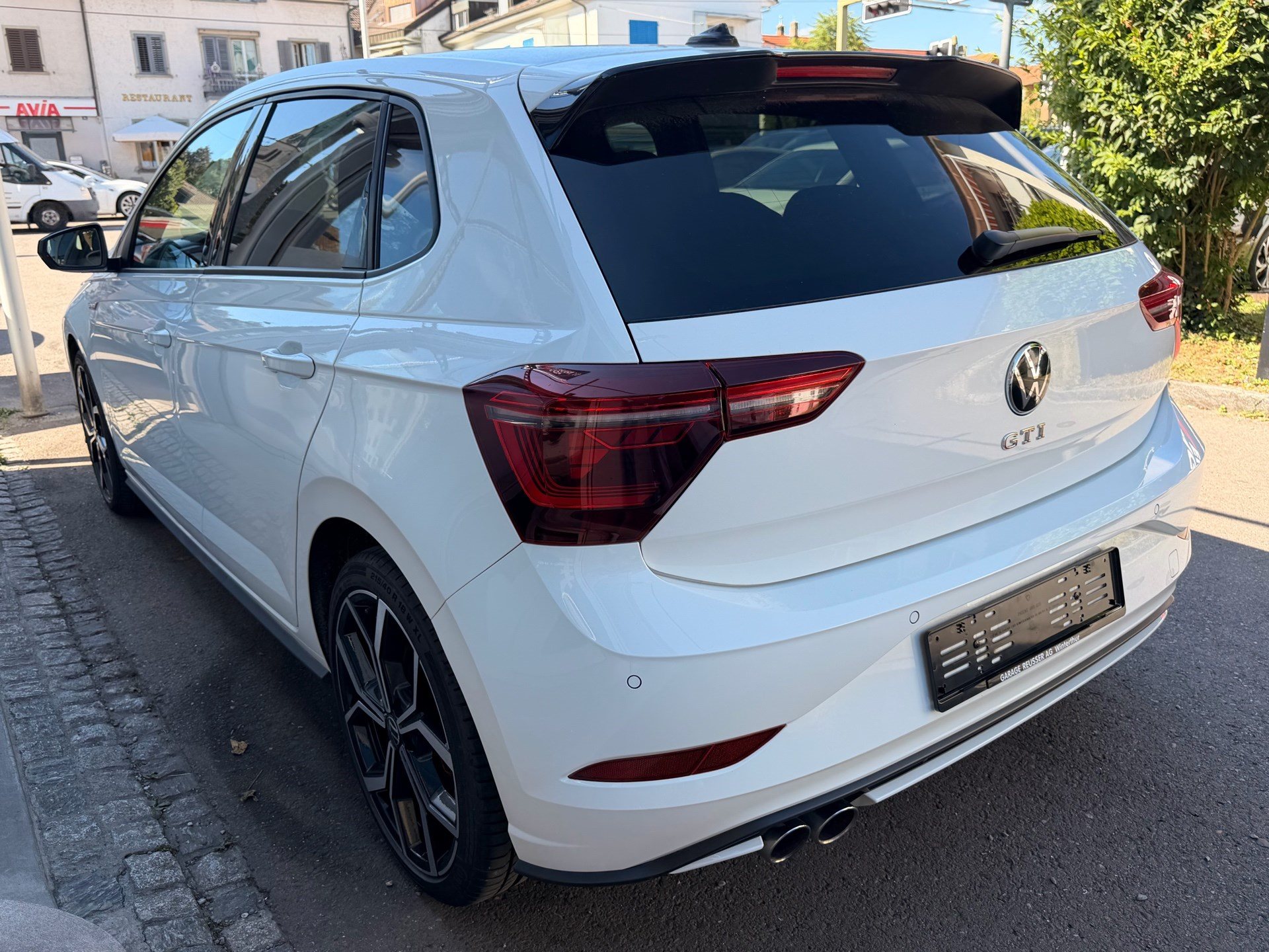 VW Polo GTI 2.0 TSI DSG *** PANORAMAGLASDACH & ALCANTARA ***-image-5