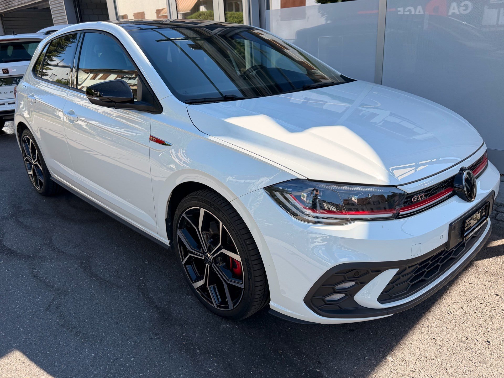 VW Polo GTI 2.0 TSI DSG *** PANORAMAGLASDACH & ALCANTARA ***-image-2
