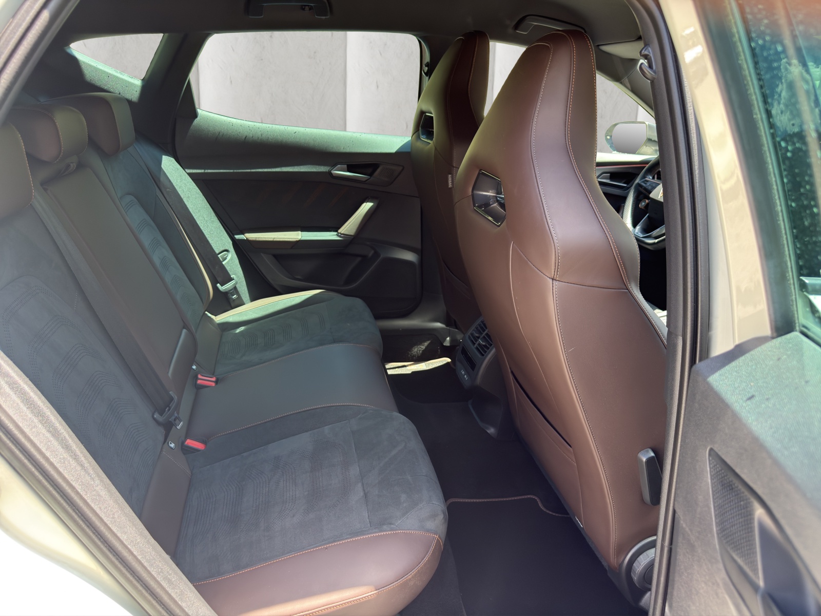 CUPRA Formentor 2.5TSI VZ5 Taiga Grey 4Drive DSG-image-9