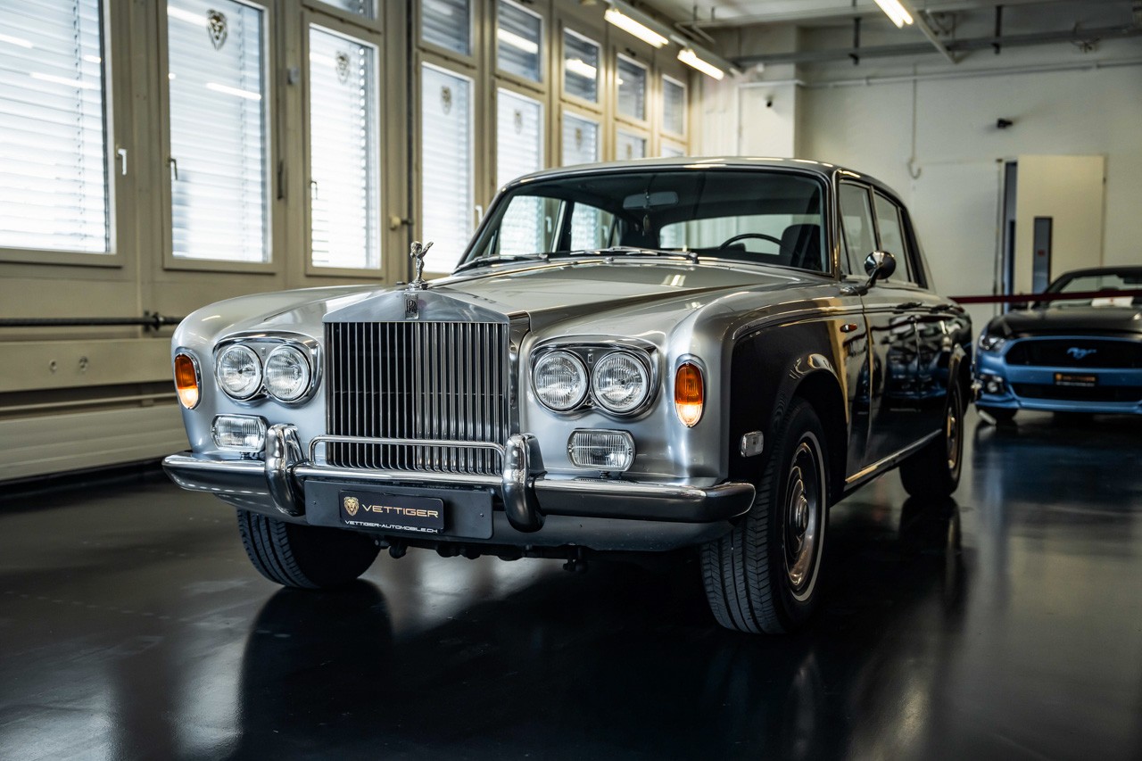 ROLLS-ROYCE Silver Shadow-image-2