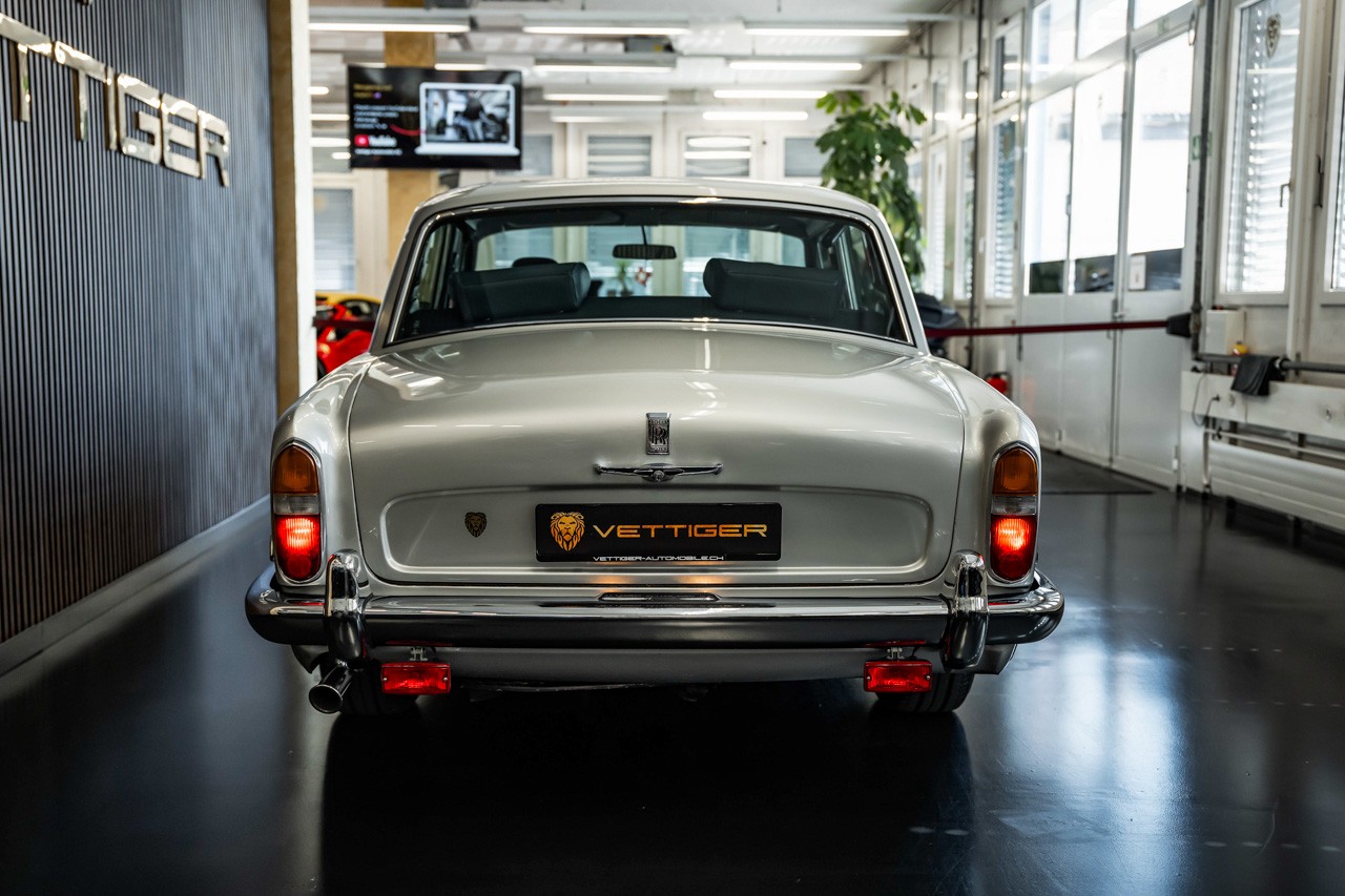 ROLLS-ROYCE Silver Shadow-image-4