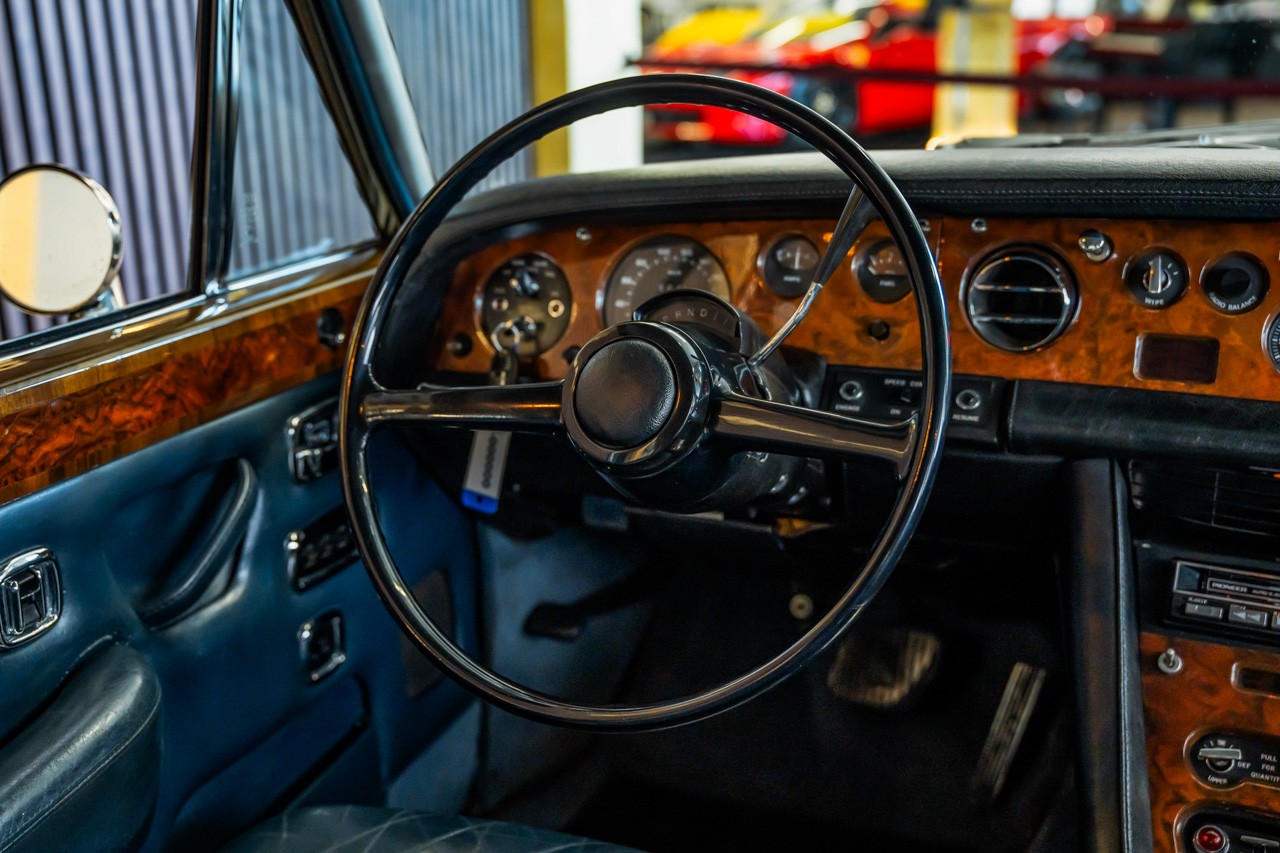 ROLLS-ROYCE Silver Shadow-image-27