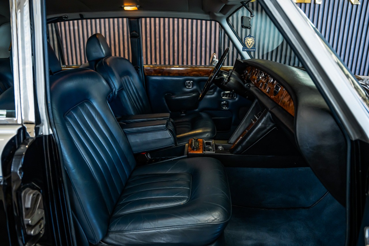 ROLLS-ROYCE Silver Shadow-image-15