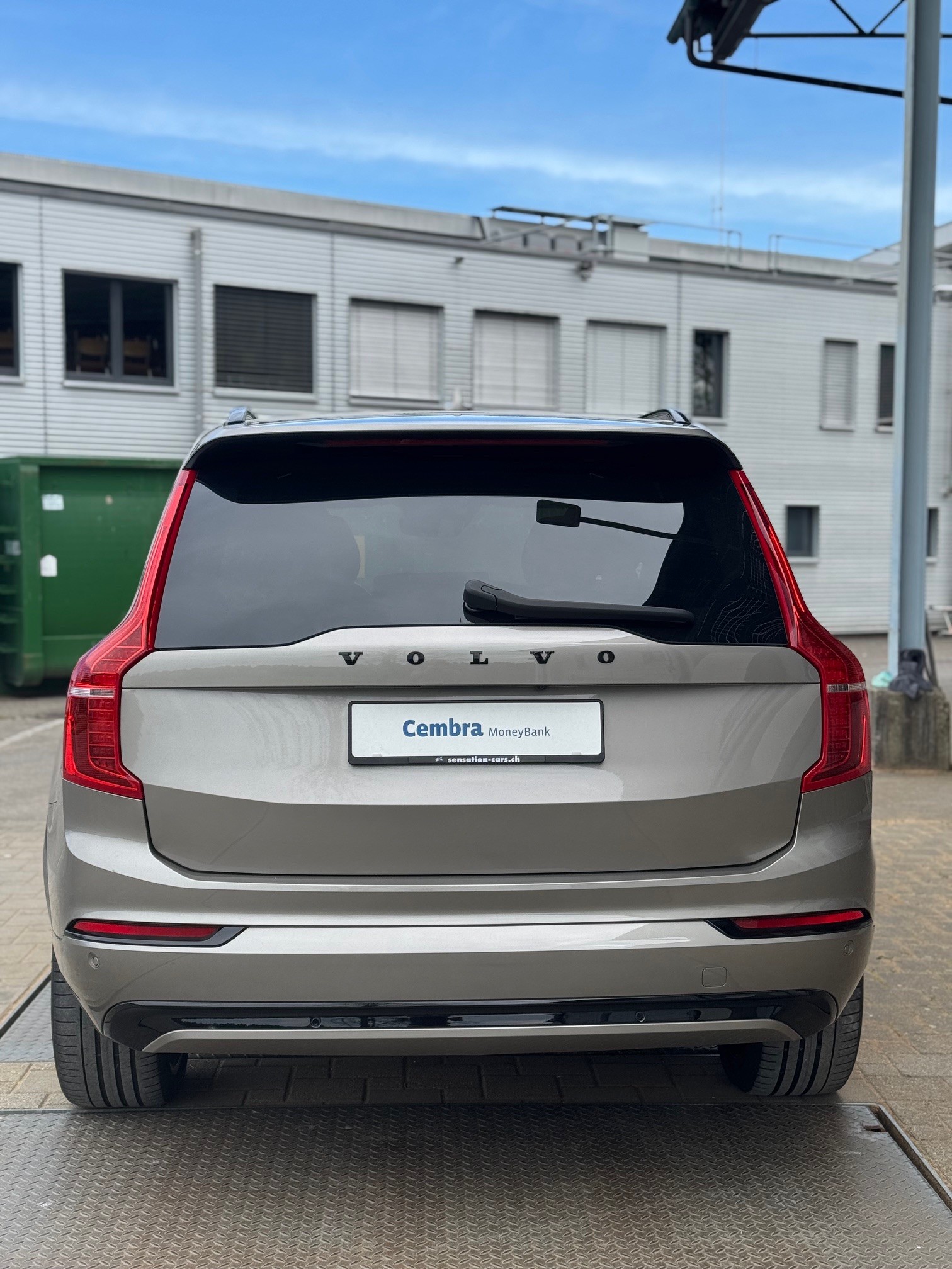 VOLVO XC90 T8 eAWD R-Design Geartronic-image-11