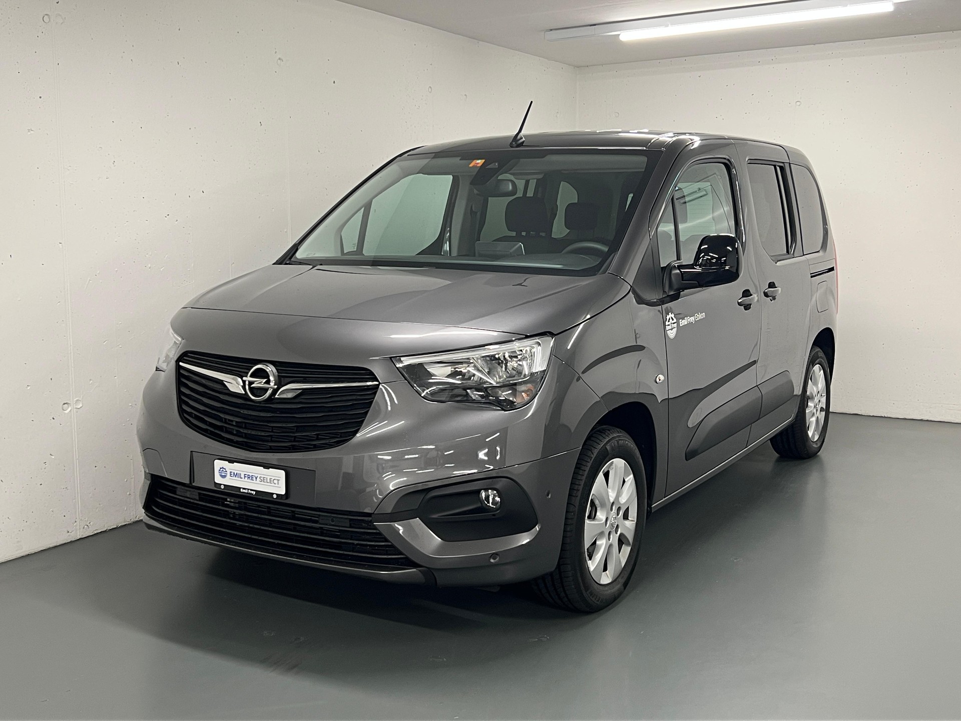 OPEL Combo-e Life Elegance-image-0