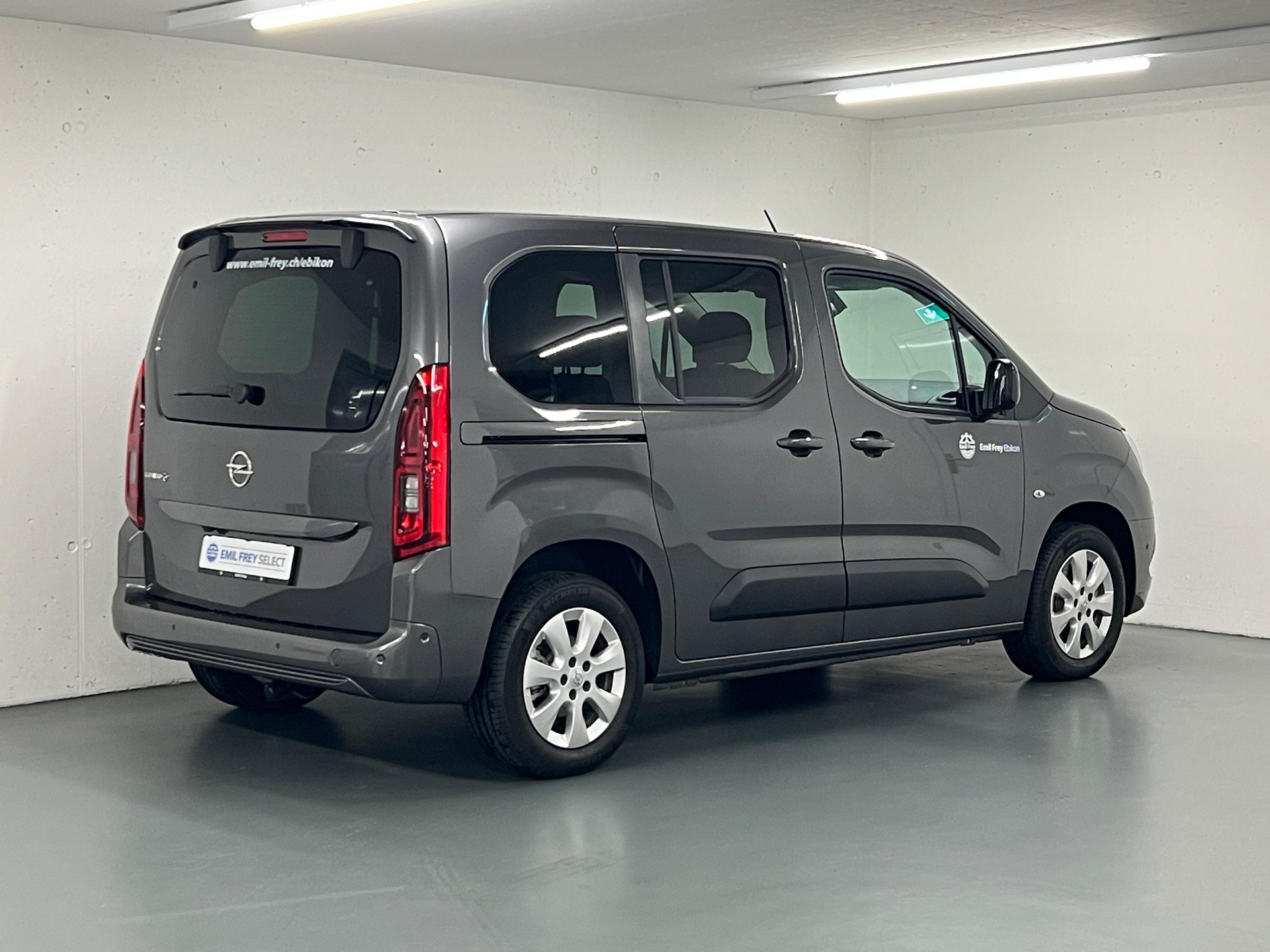 OPEL Combo-e Life Elegance-image-13
