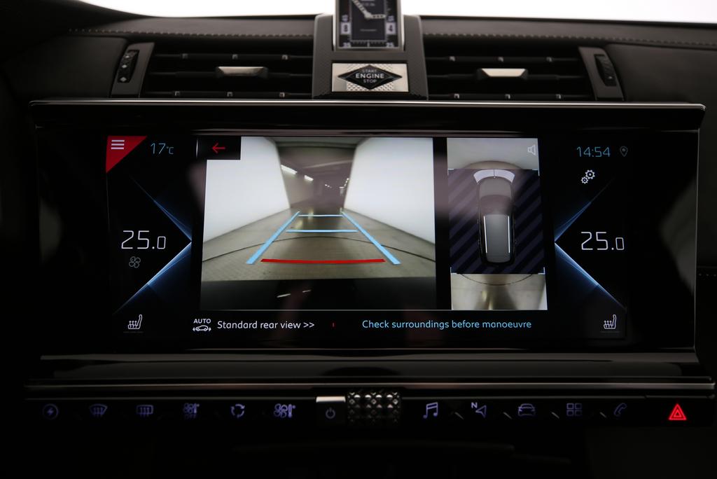 DS AUTOMOBILES 7 Crossback 1.6 E-Tense Louvre 4x4-image-13