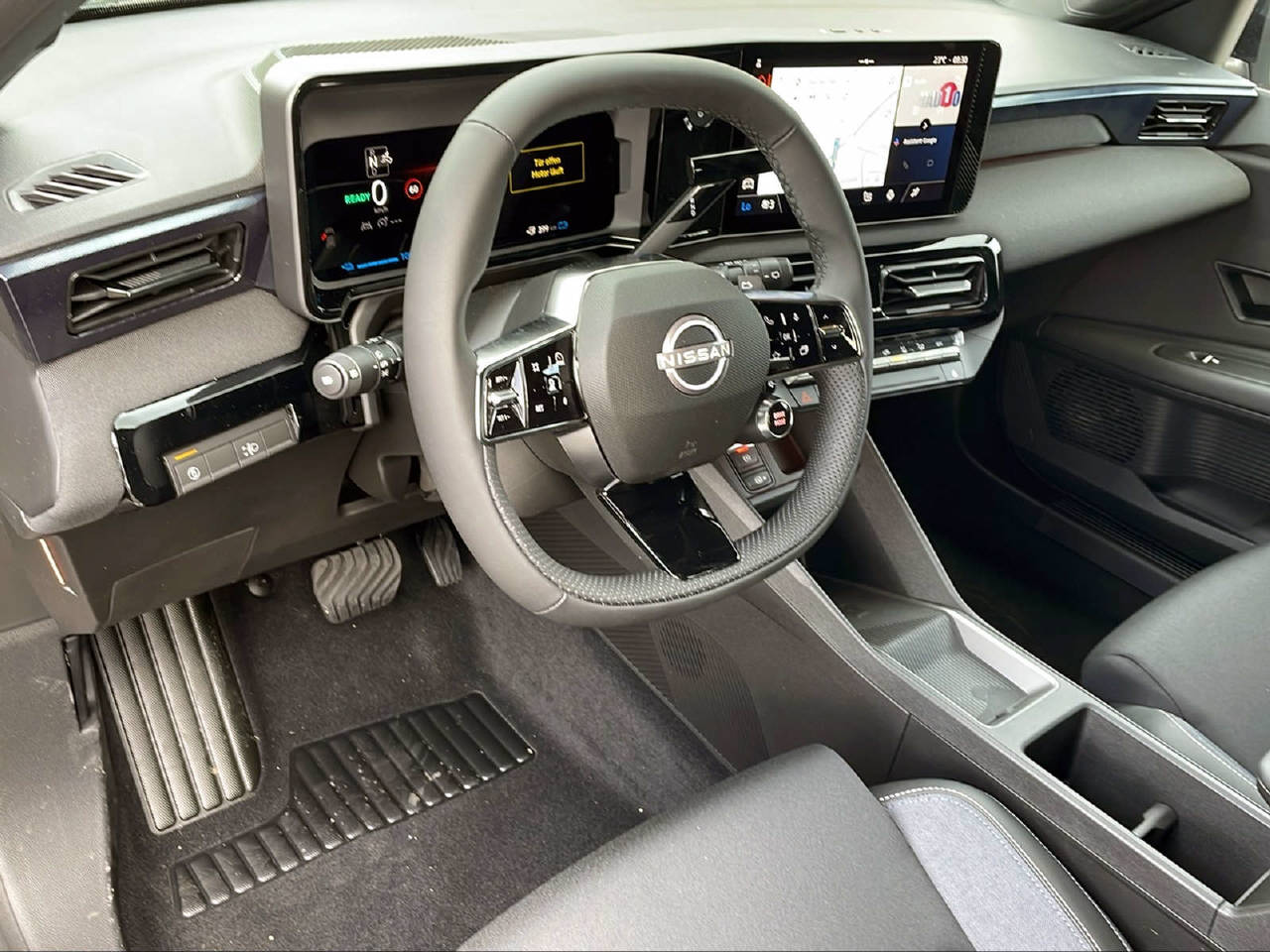 NISSAN Micra Advance 52 kwh 150 PS-image-5