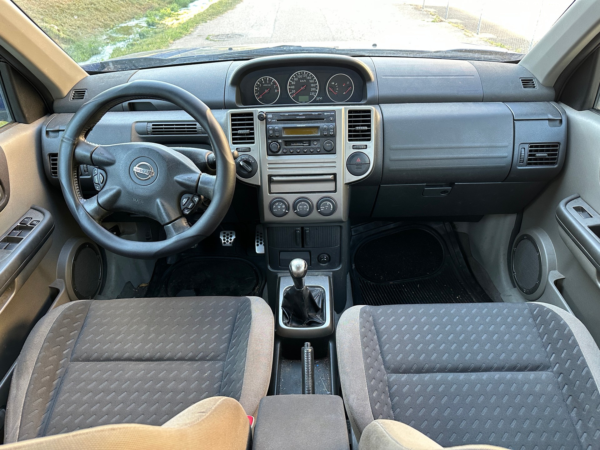 NISSAN X-Trail 2.5 16V Sport-image-7