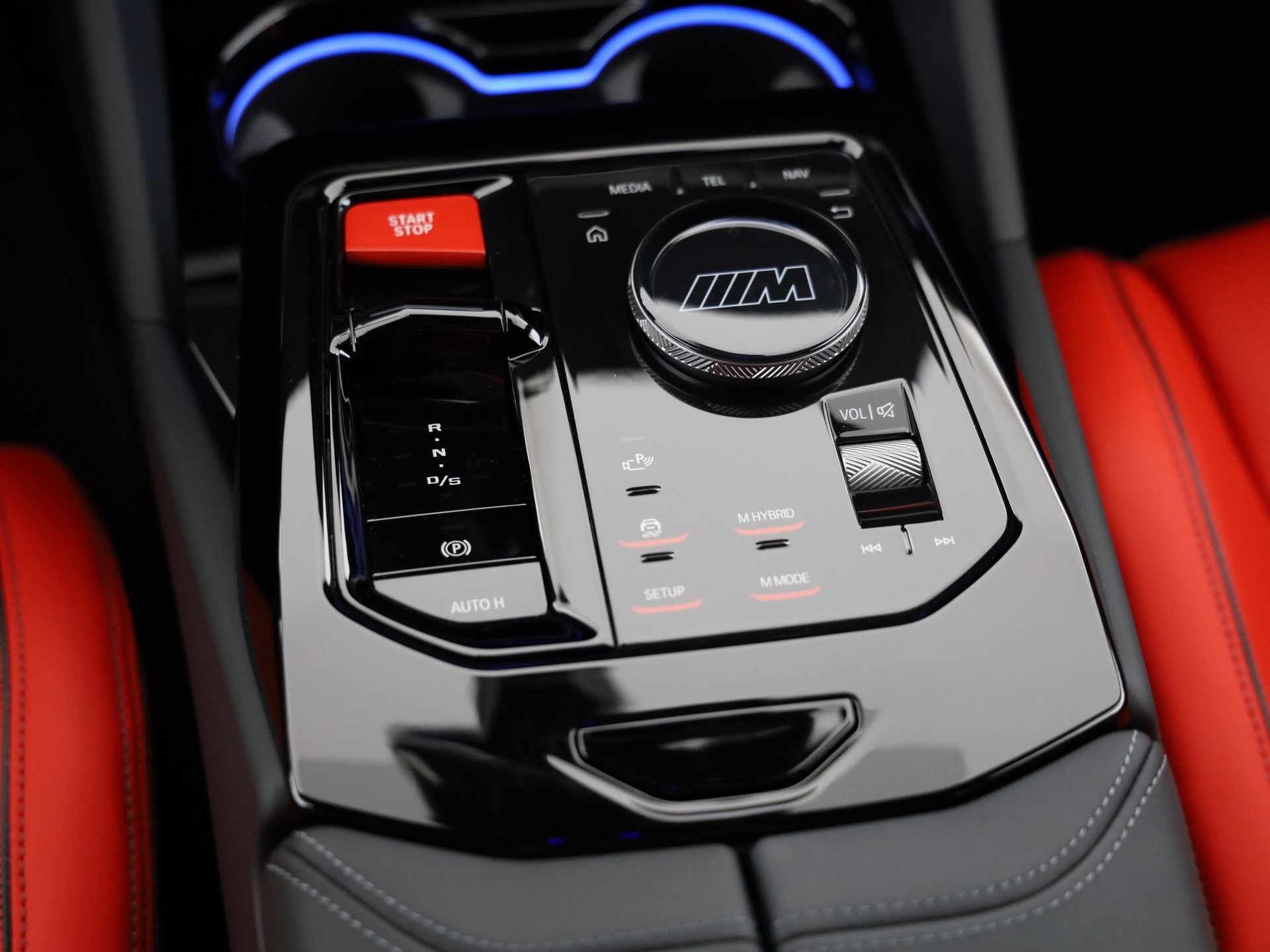 BMW M5 xDrive Touring-image-18