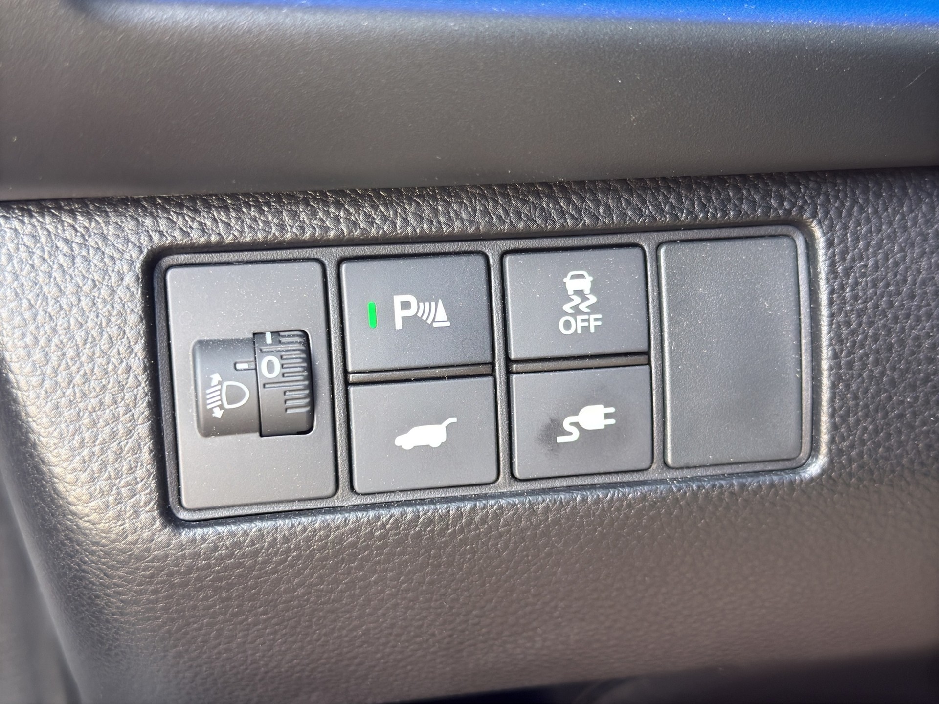 HONDA Ny1 Advance-image-28