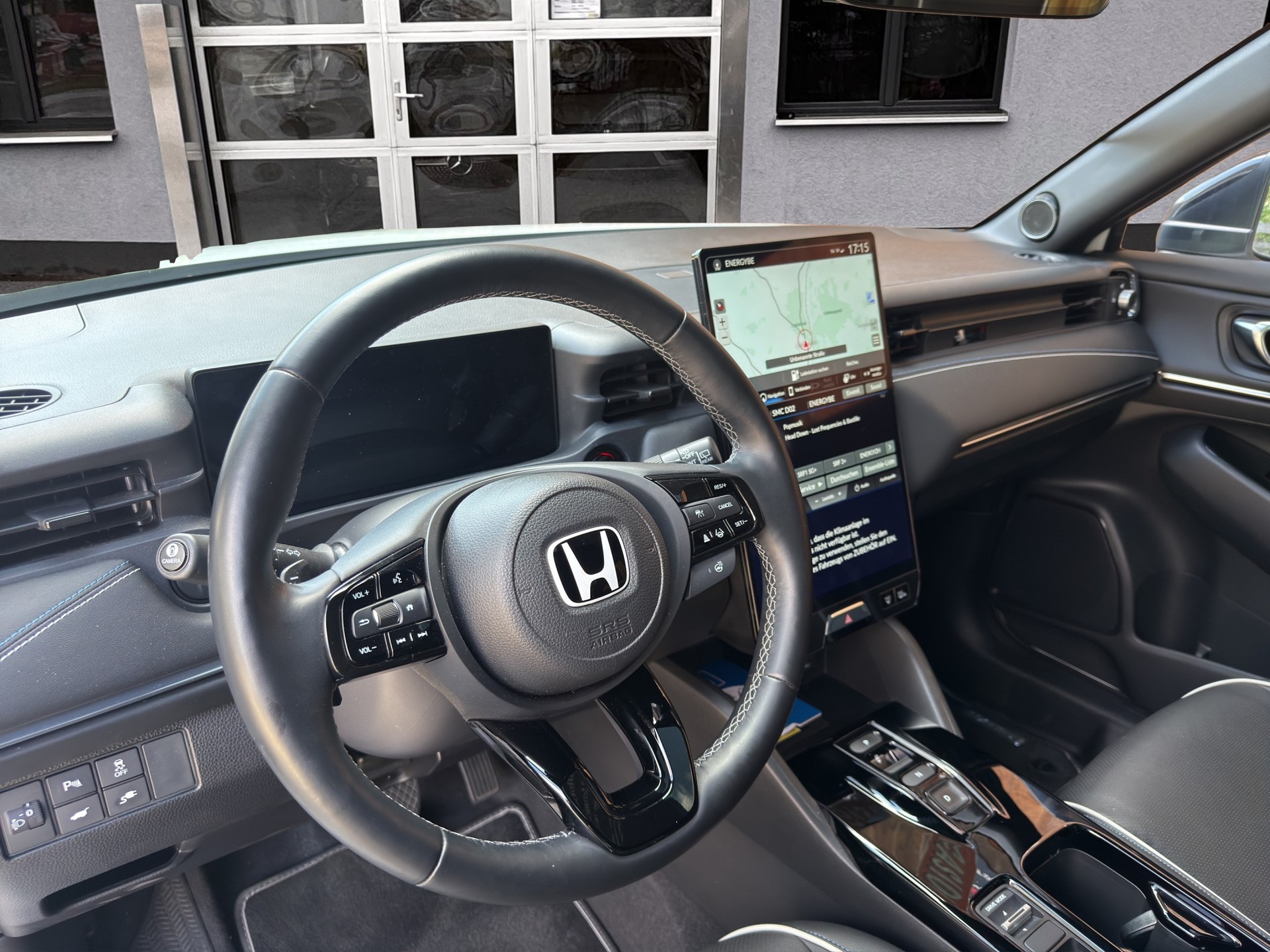 HONDA Ny1 Advance-image-12
