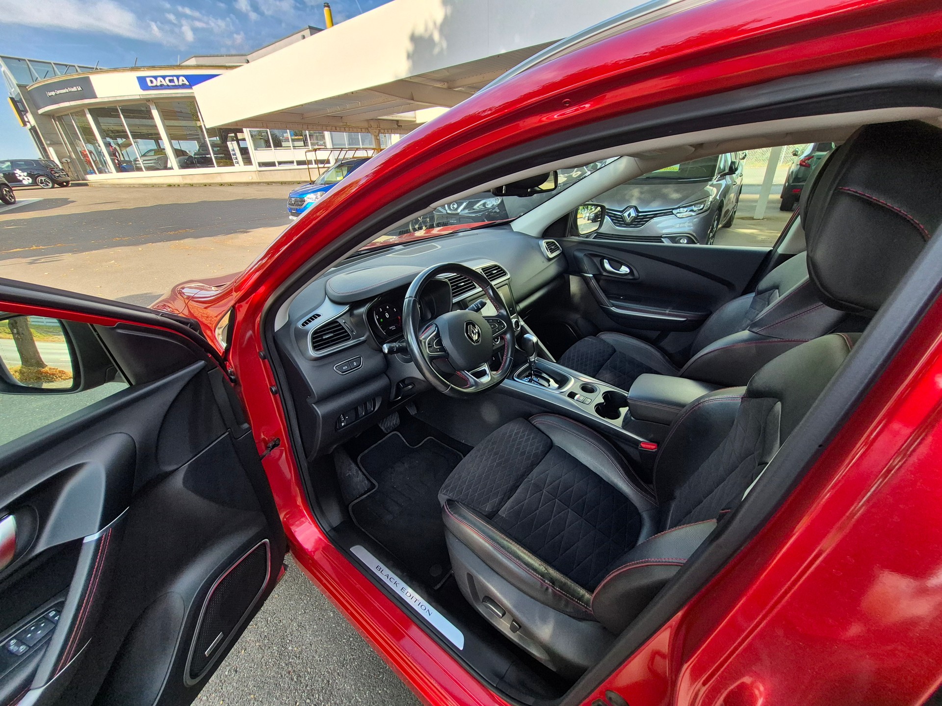RENAULT Kadjar 1.3 TCe 160 Black Editi-image-8