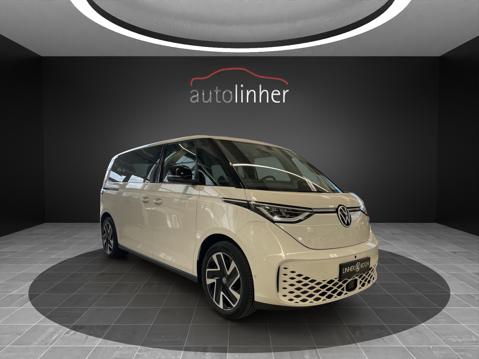 VW ID.Buzz LWB Pro 4 Motion-image-5
