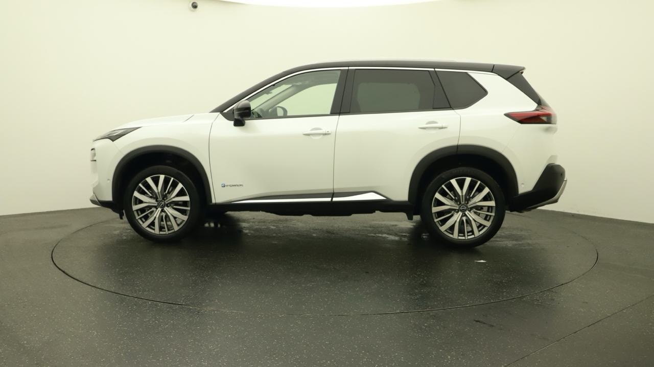 NISSAN X-Trail 1.5 VC-T e-Power 4WD 7 Sitze Tekna-image-1