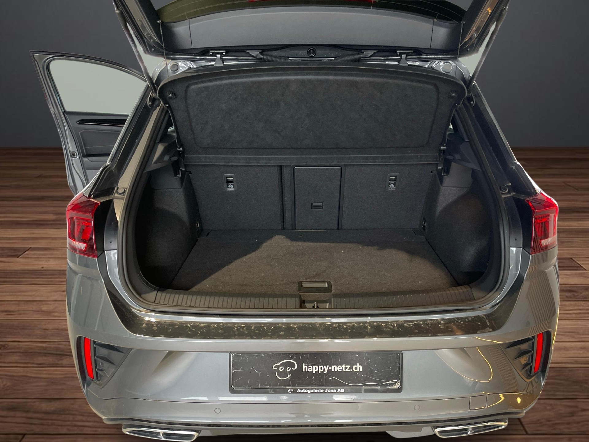 VW T-Roc 2.0 TSI R-Line DSG 4motion-image-8