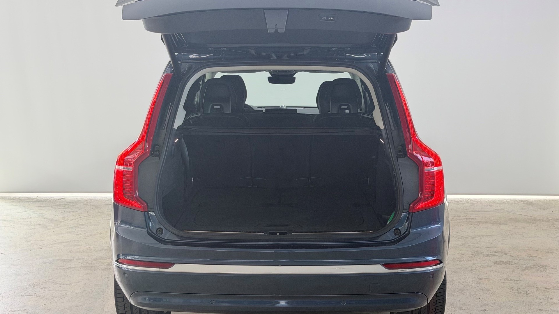 VOLVO XC90 2.0 T8 TE XCLUSIVE Bright-image-10