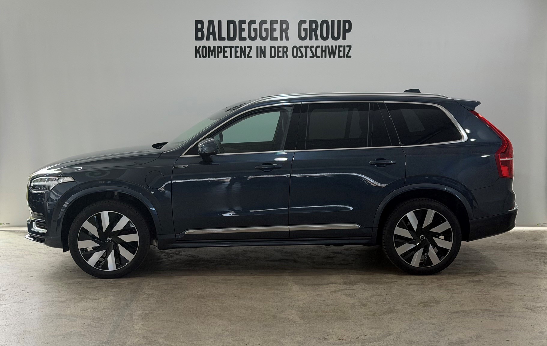 VOLVO XC90 2.0 T8 TE XCLUSIVE Bright-image-2