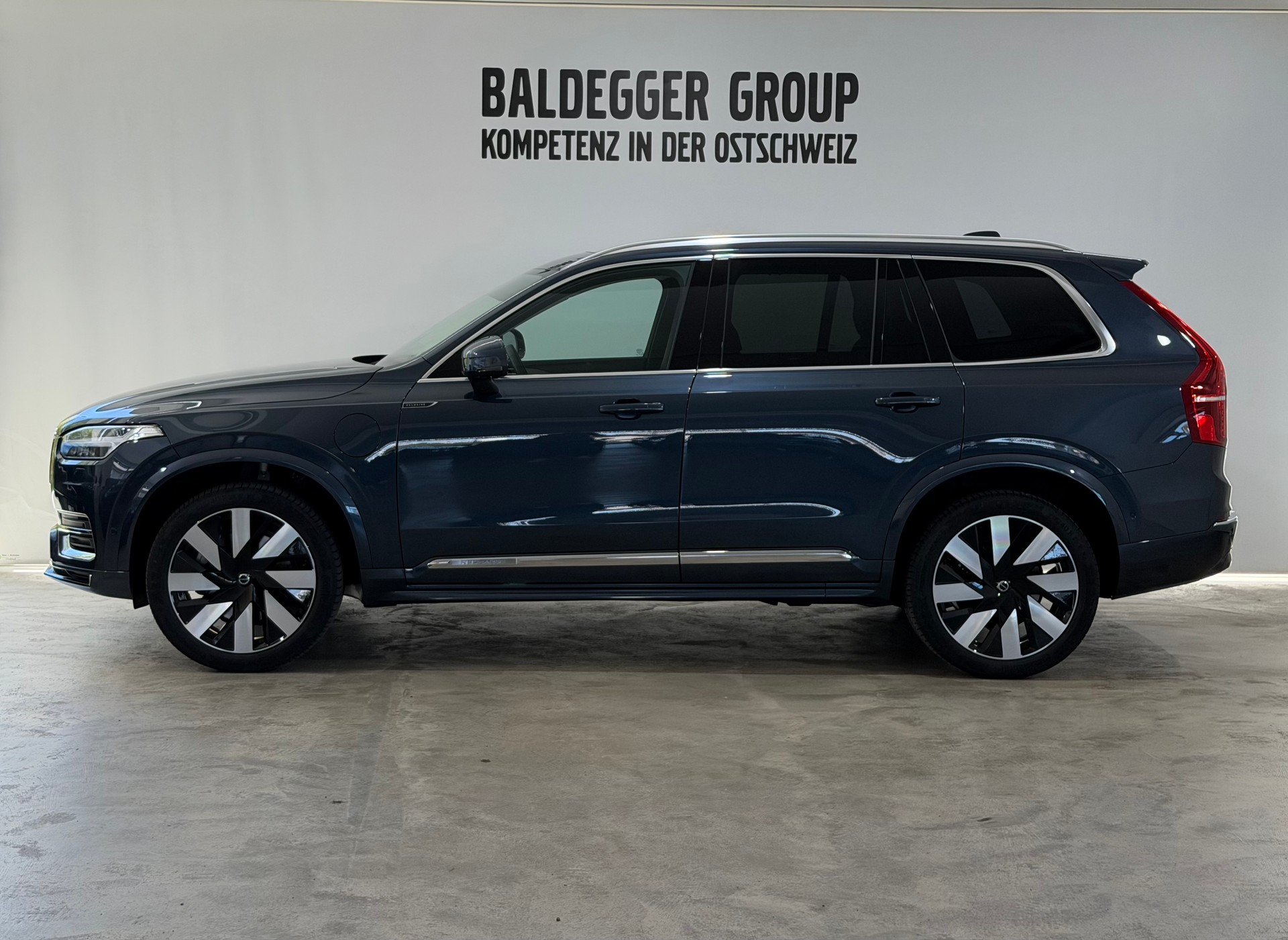 VOLVO XC90 2.0 T8 TE XCLUSIVE Bright-image-1