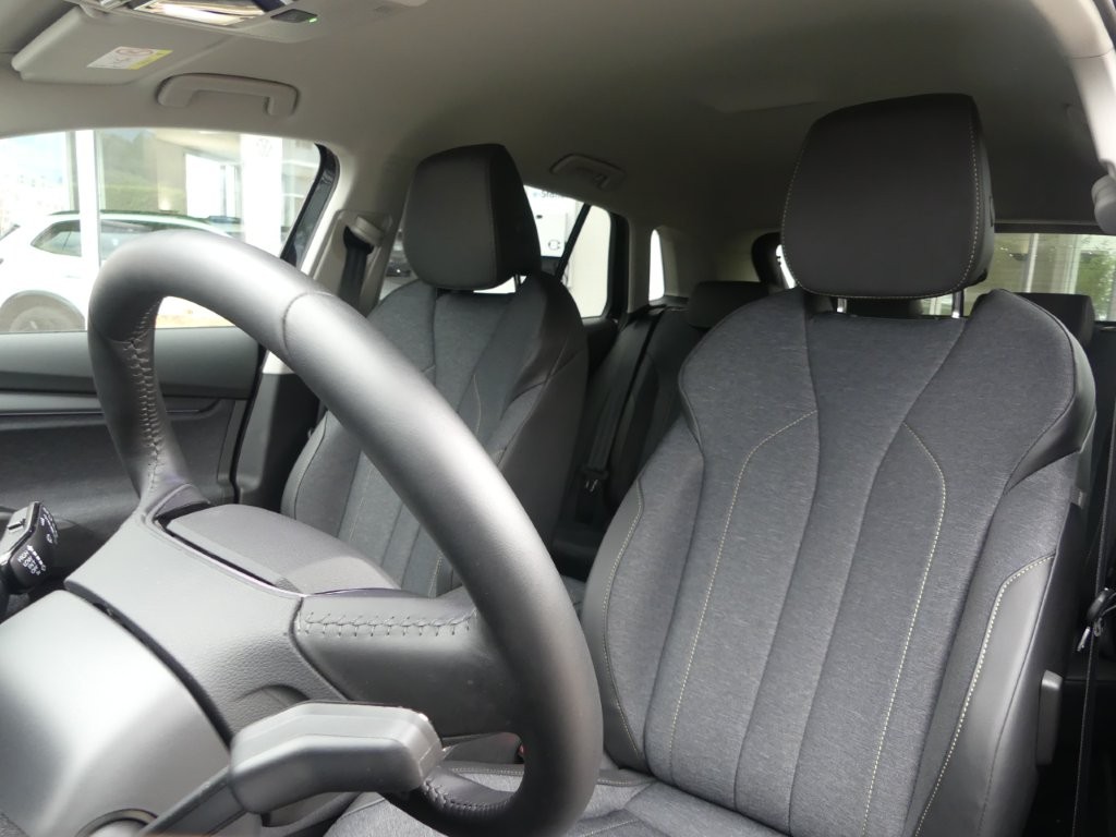 SKODA Elroq 85-image-9