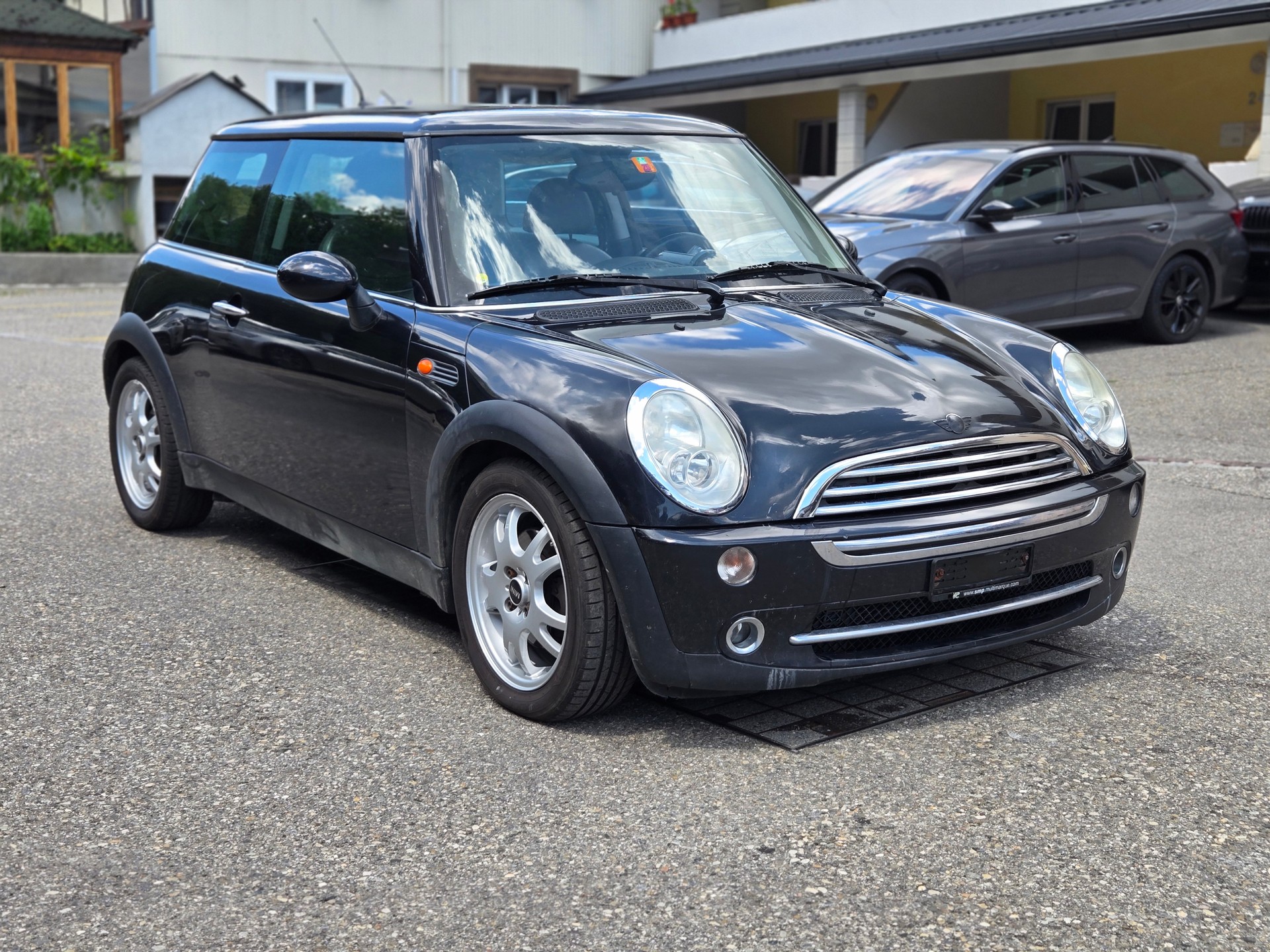 MINI Cooper-image-1