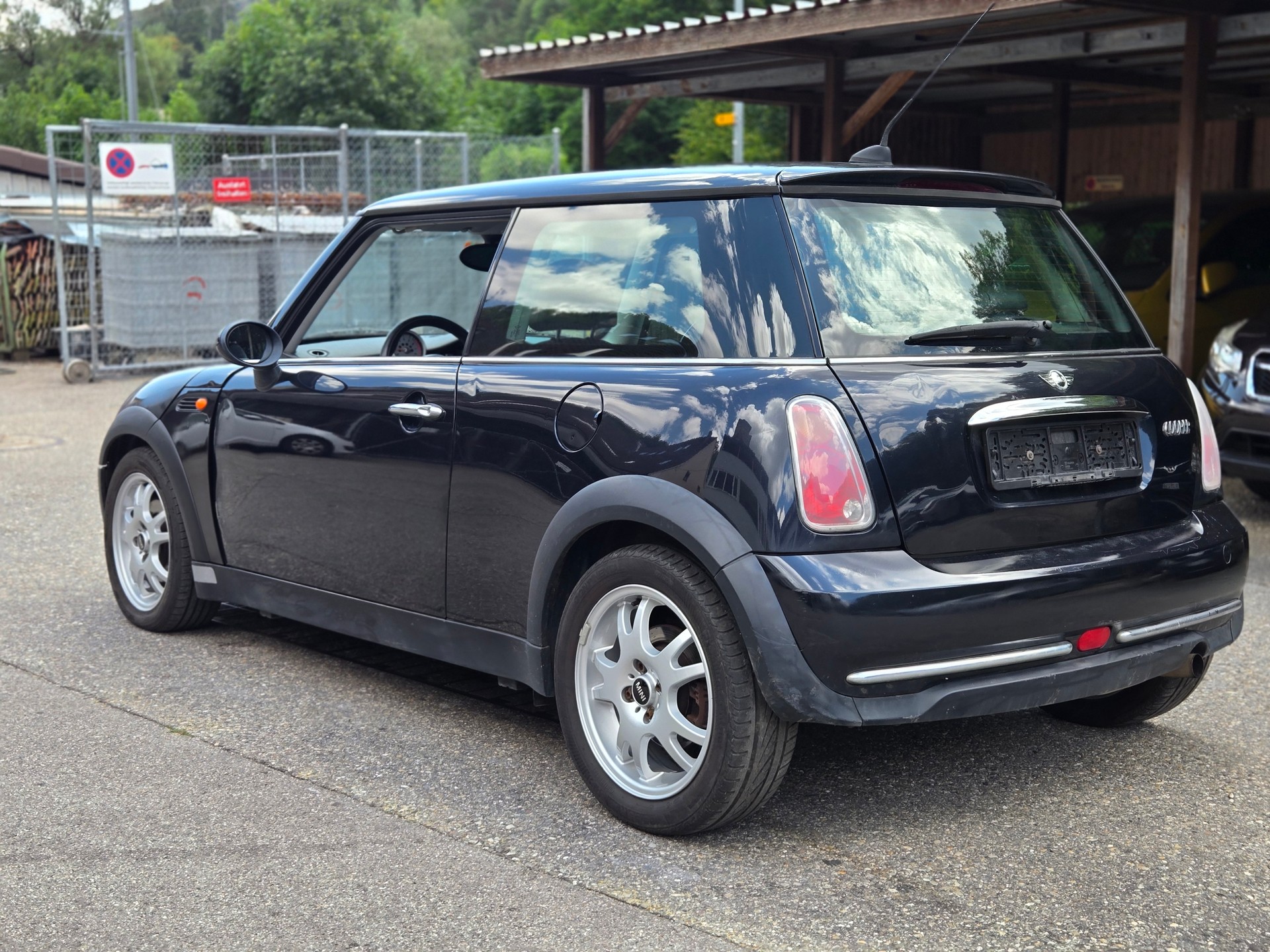 MINI Cooper-image-3