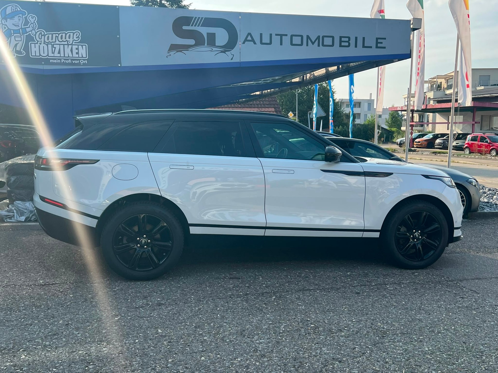 LAND ROVER Range Rover Velar R-Dynamic P 250 Automatic-image-4