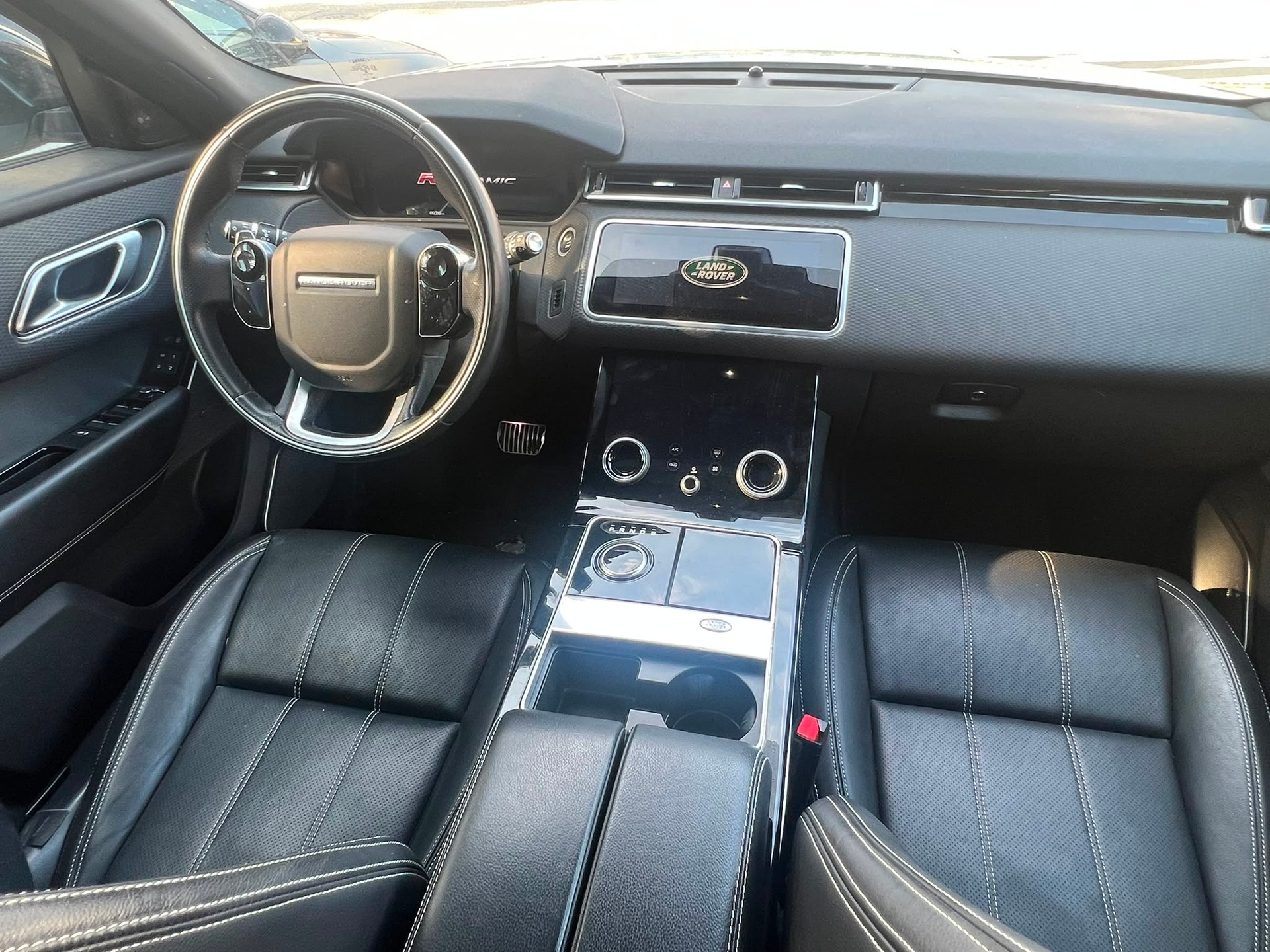 LAND ROVER Range Rover Velar R-Dynamic P 250 Automatic-image-8