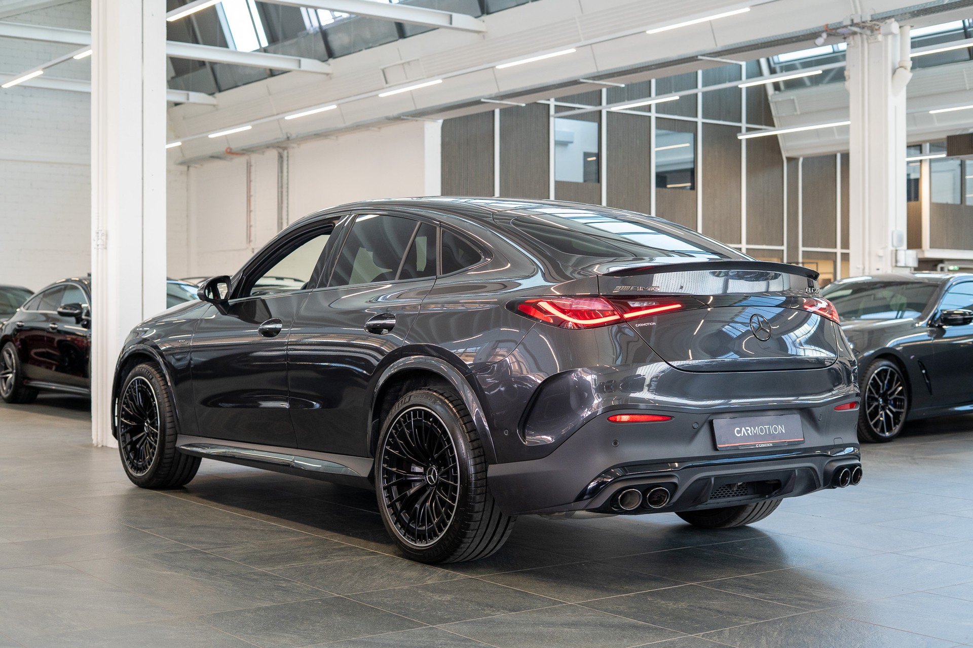 MERCEDES-BENZ GLC 43 AMG Executive Edition 4matic Coupé / Panorama-Schiebedach / Head-Up Display / Burmester-showroom-element-3