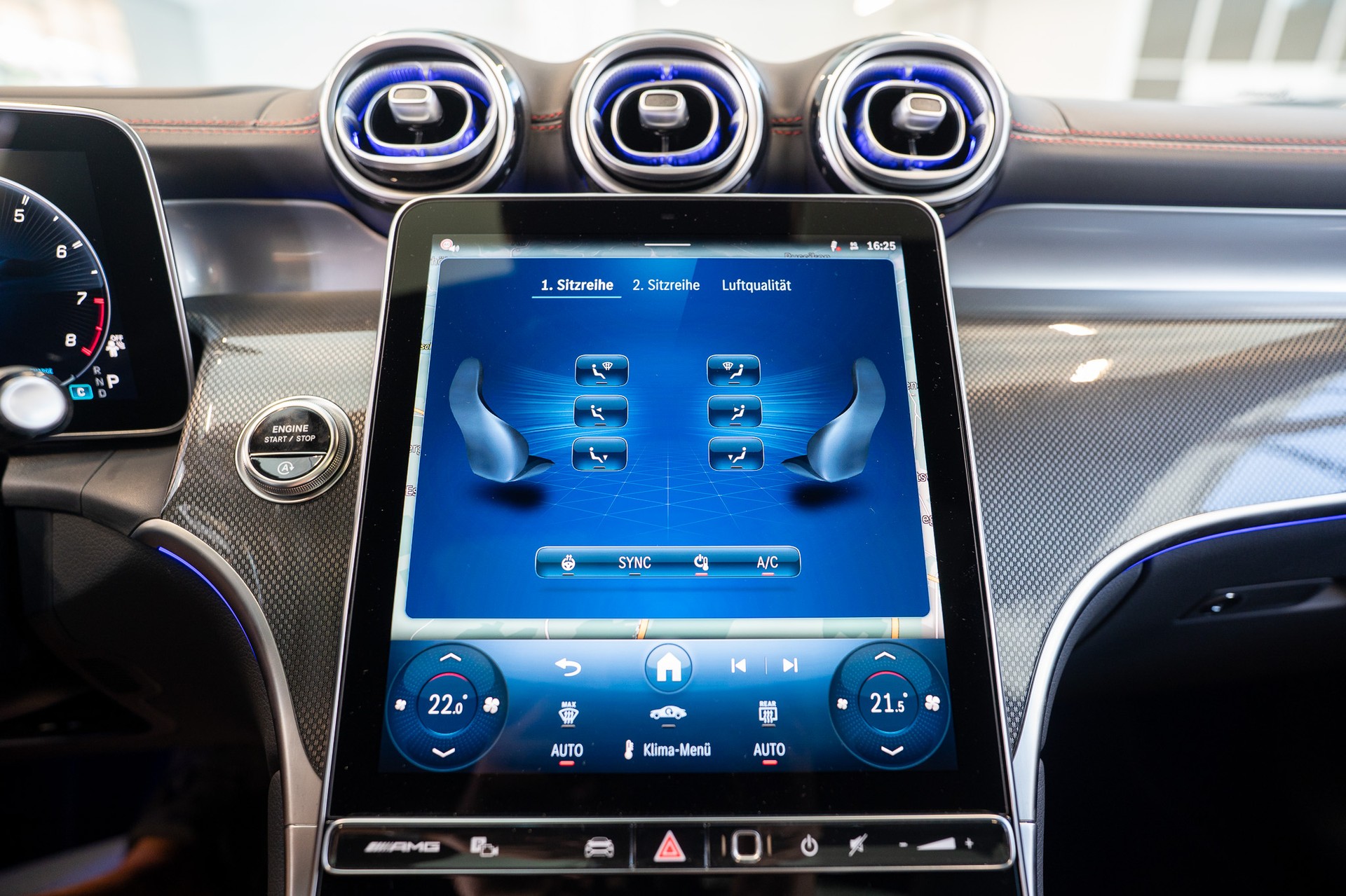 MERCEDES-BENZ GLC 43 AMG Executive Edition 4matic Coupé / Panorama-Schiebedach / Head-Up Display / Burmester-image-23