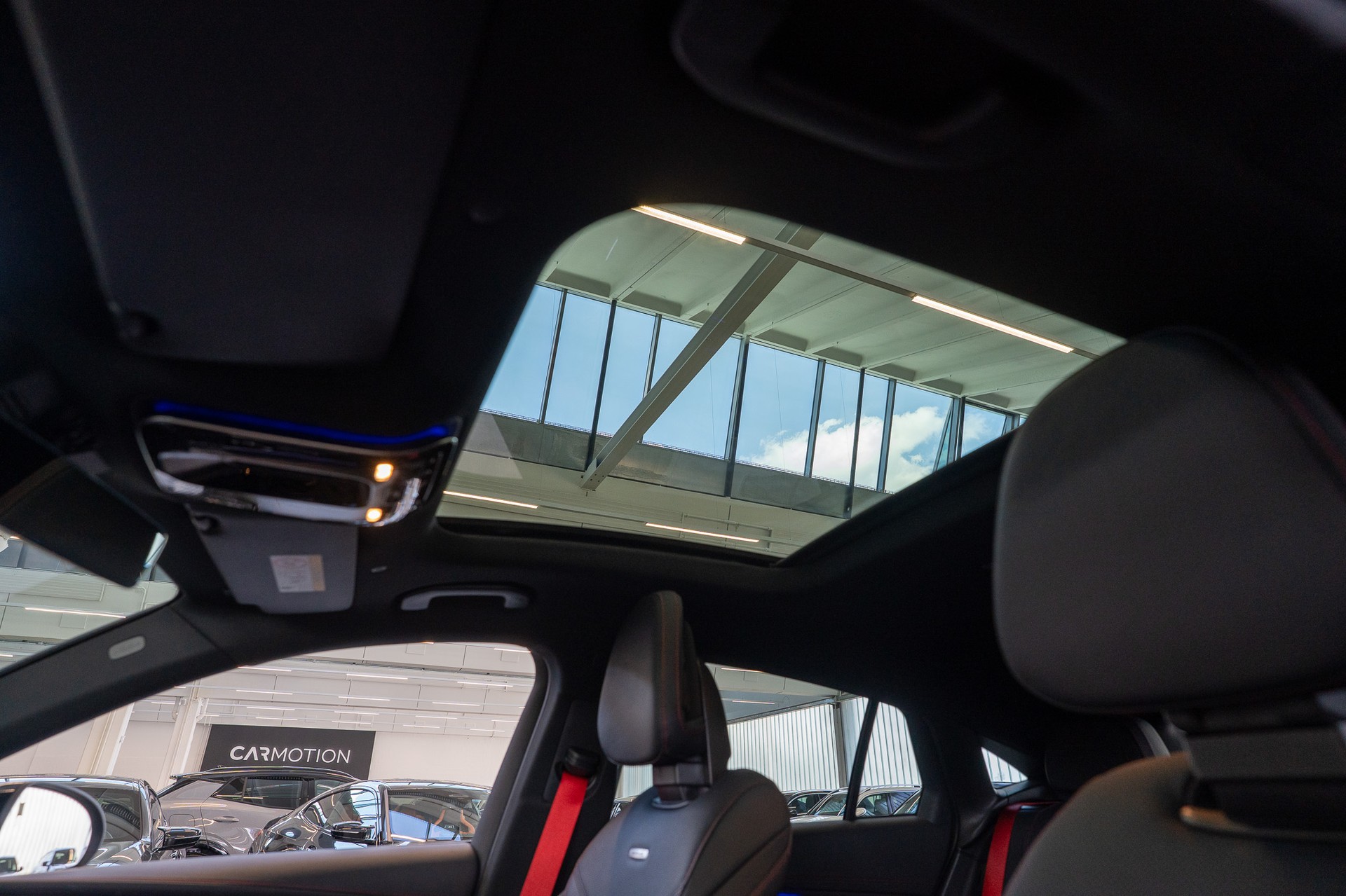 MERCEDES-BENZ GLC 43 AMG Executive Edition 4matic Coupé / Panorama-Schiebedach / Head-Up Display / Burmester-image-11