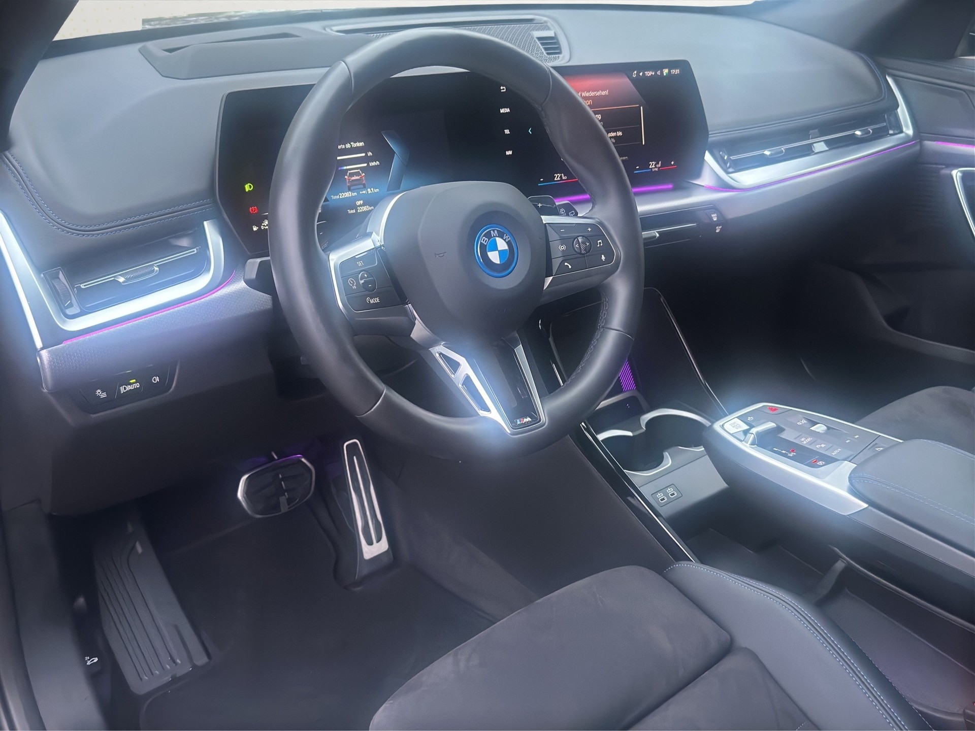 BMW X1 xDrive 30e M Sport 4x4-image-10