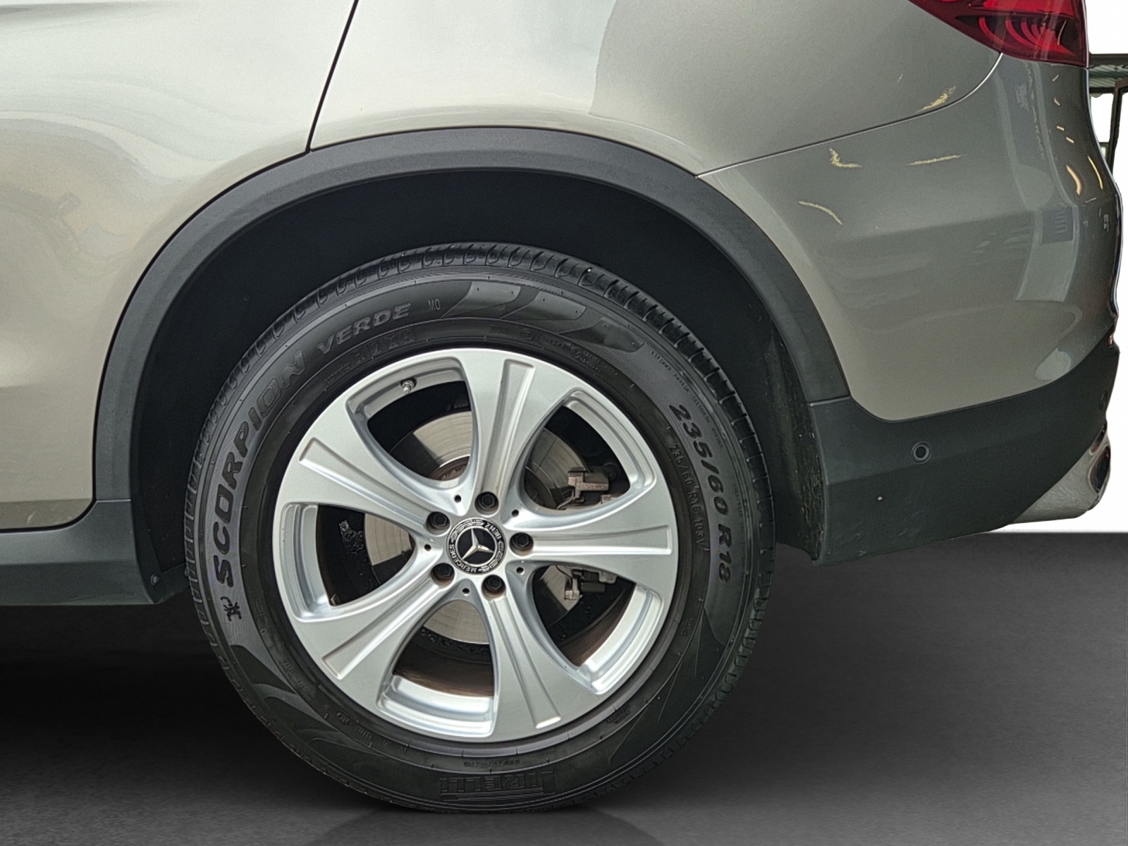 MERCEDES-BENZ GLC 250 d 4Matic-image-22
