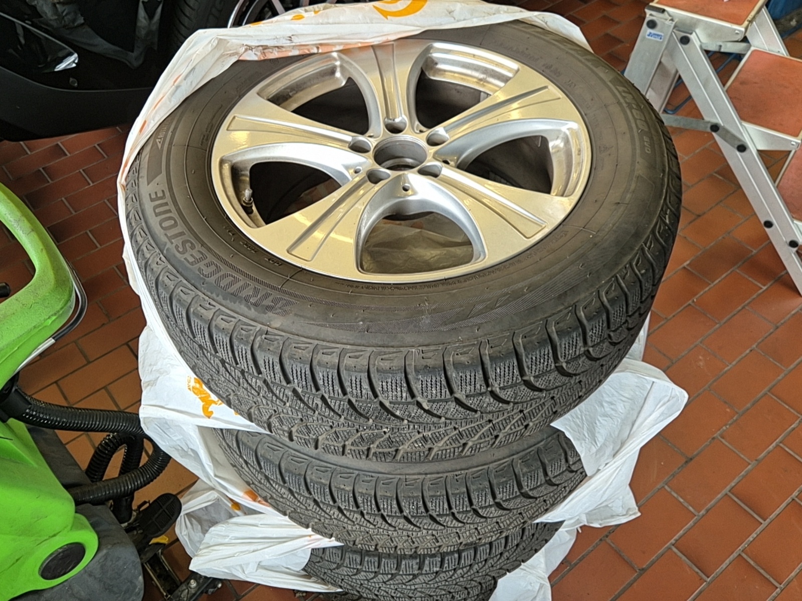 MERCEDES-BENZ GLC 250 d 4Matic-image-26