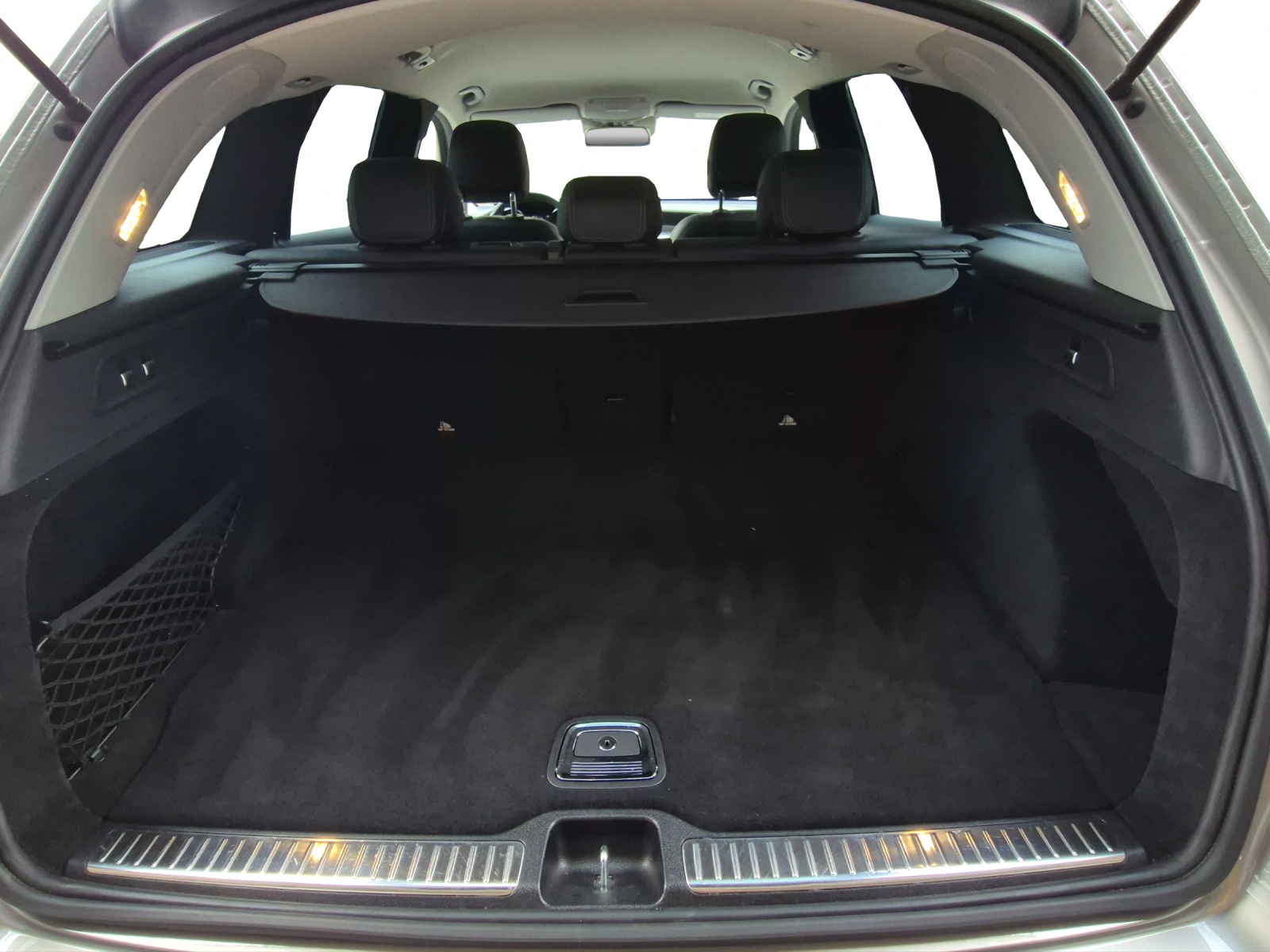 MERCEDES-BENZ GLC 250 d 4Matic-image-19