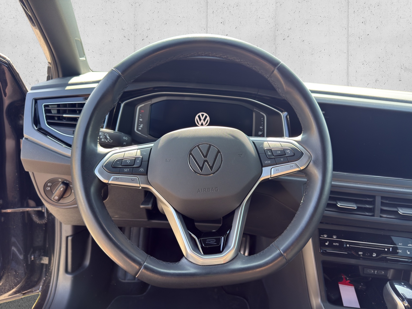 VW Polo 1.0 TSI R-Line DSG-image-9