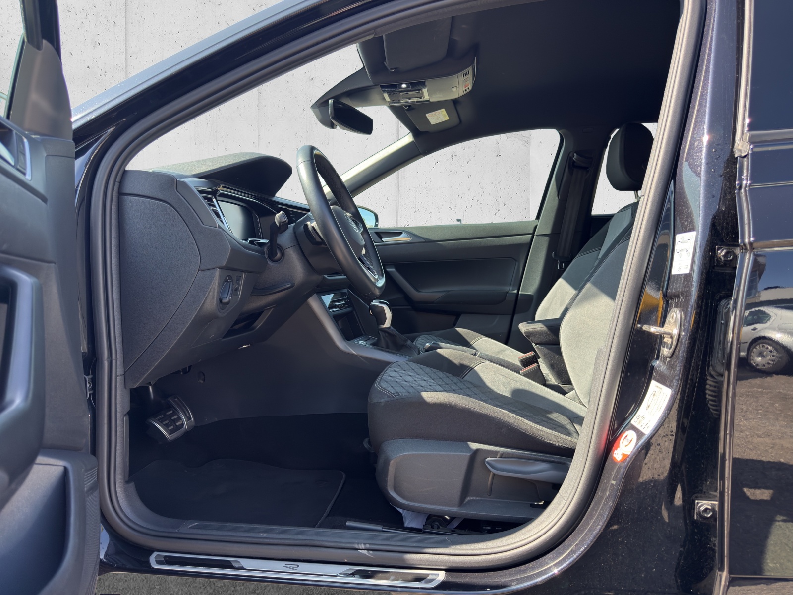 VW Polo 1.0 TSI R-Line DSG-image-8